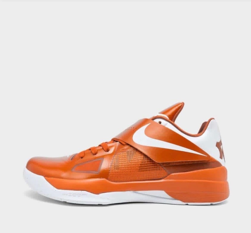 Men’s KD 4 @nike basketball shoes $130

#LTKSaleAlert #LTKMens #LTKSpringSale