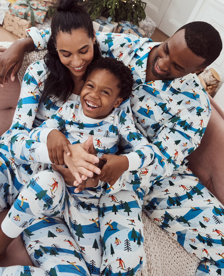 Holiday Ski Slope Matching Family Pajamas | Hanna Andersson