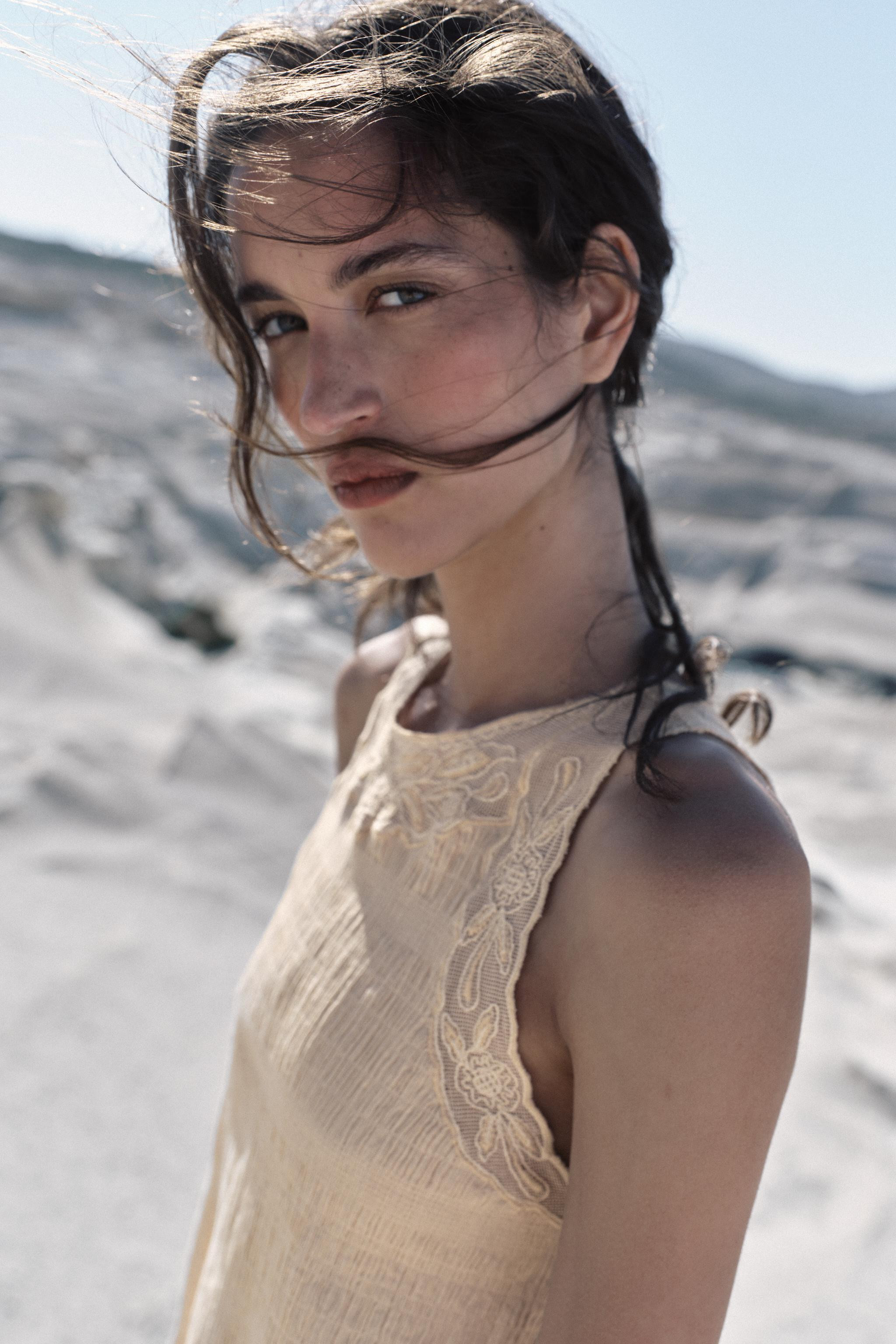 EMBROIDERED OPEN-BACK RUSTIC TOP | Zara US