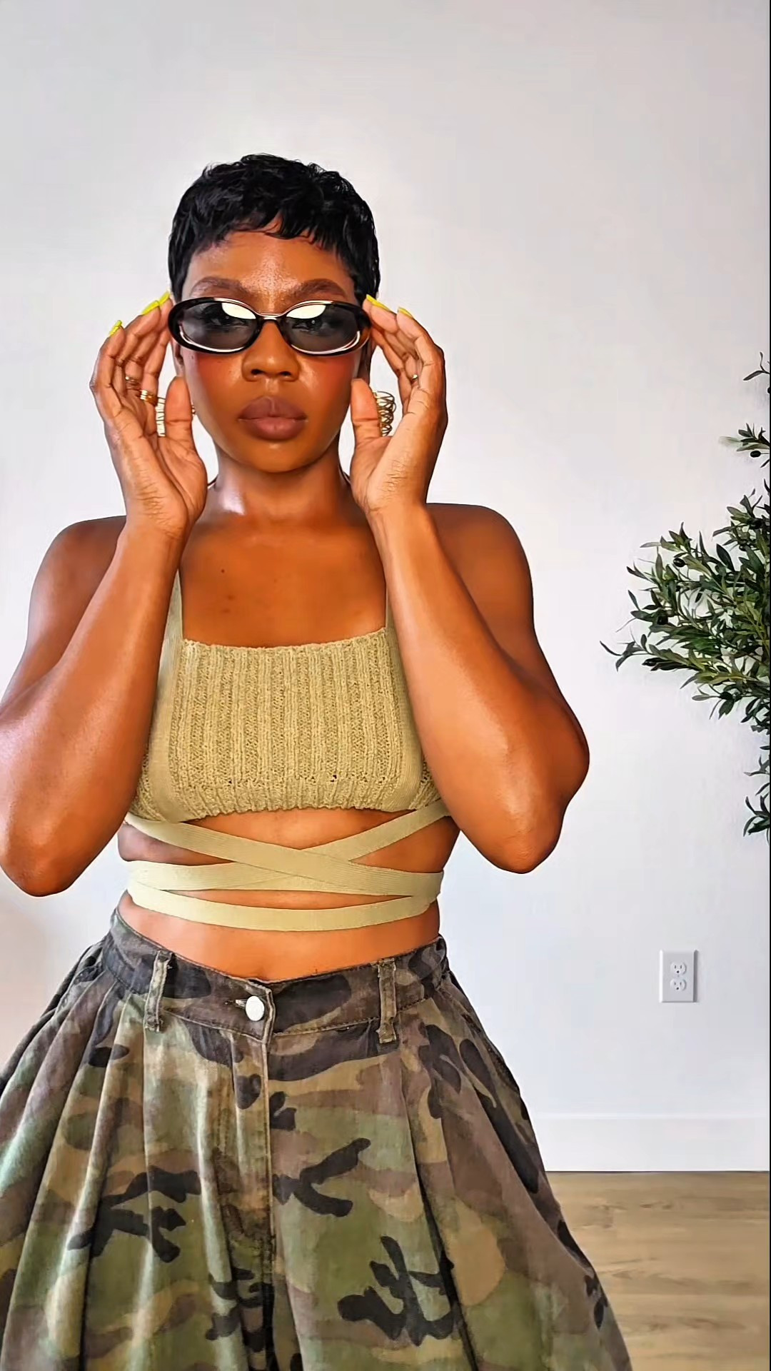How to Style Camo Pants for Summer | Street Style Outfit

#LTKootd #LTKgrwm #LTKPetite