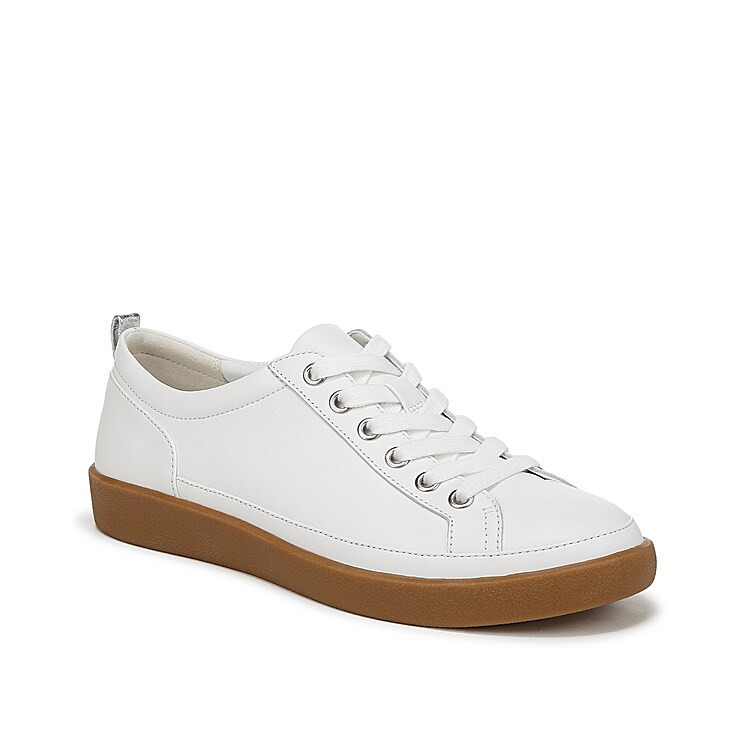 Vionic Wide Width Winny Sneaker | Women's | White/Gum Sole | Size 8.5 | Sneakers | DSW