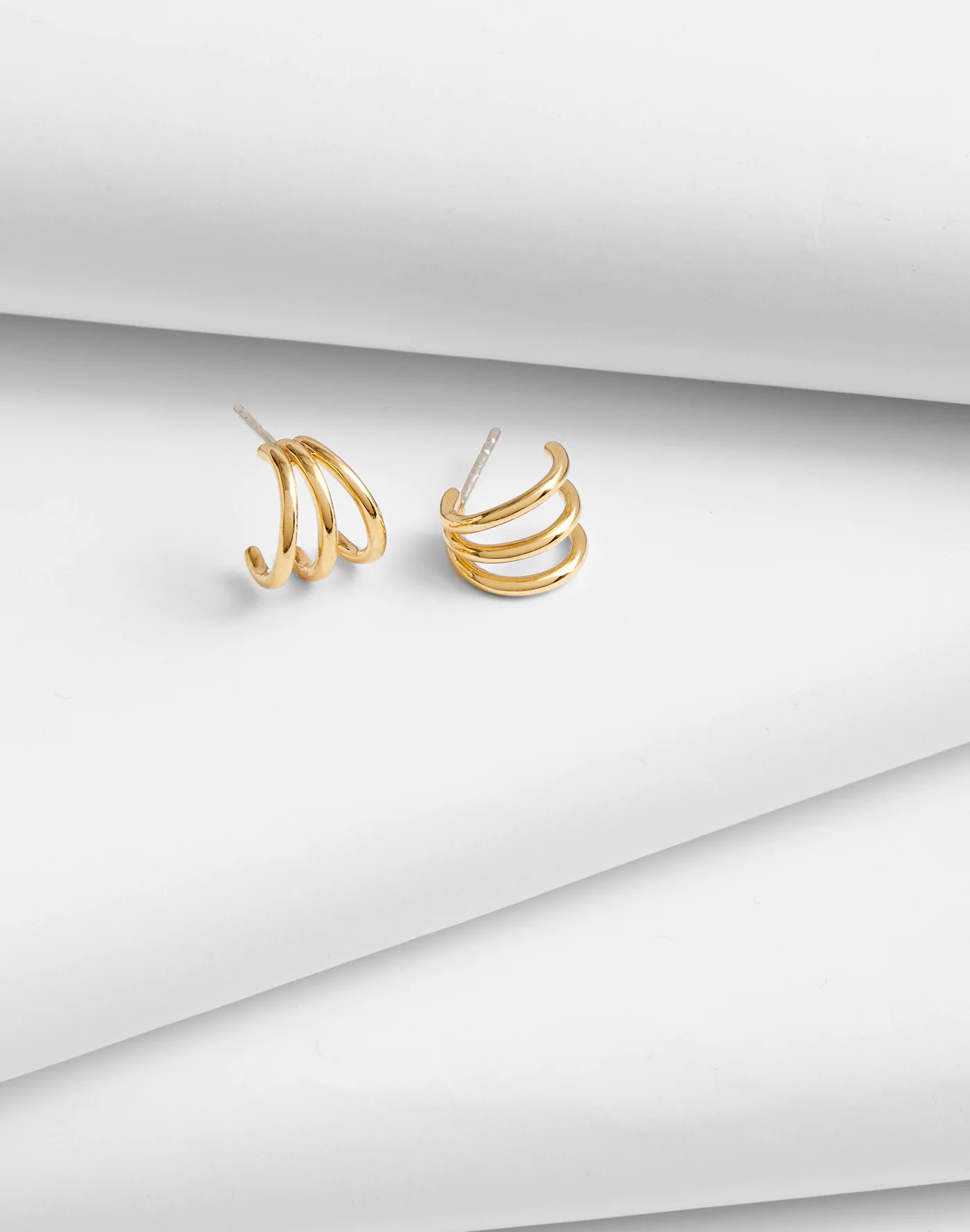 Demi-Fine Triple Ring Huggie Hoop Earrings | Madewell | Madewell