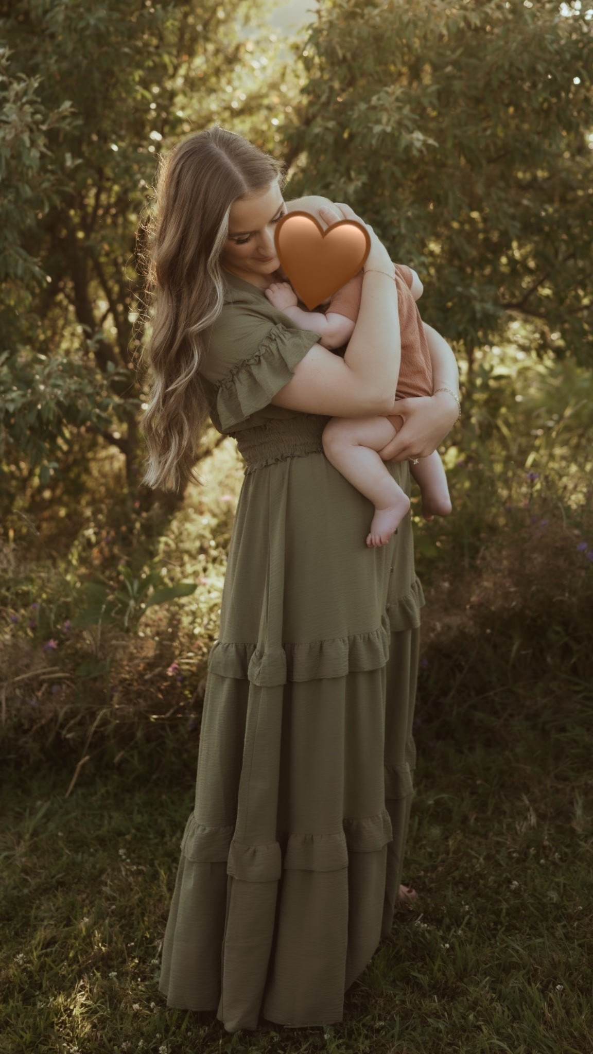 Sage green photoshoot dress 🤎

#LTKFamily #LTKBump #LTKStyleTip