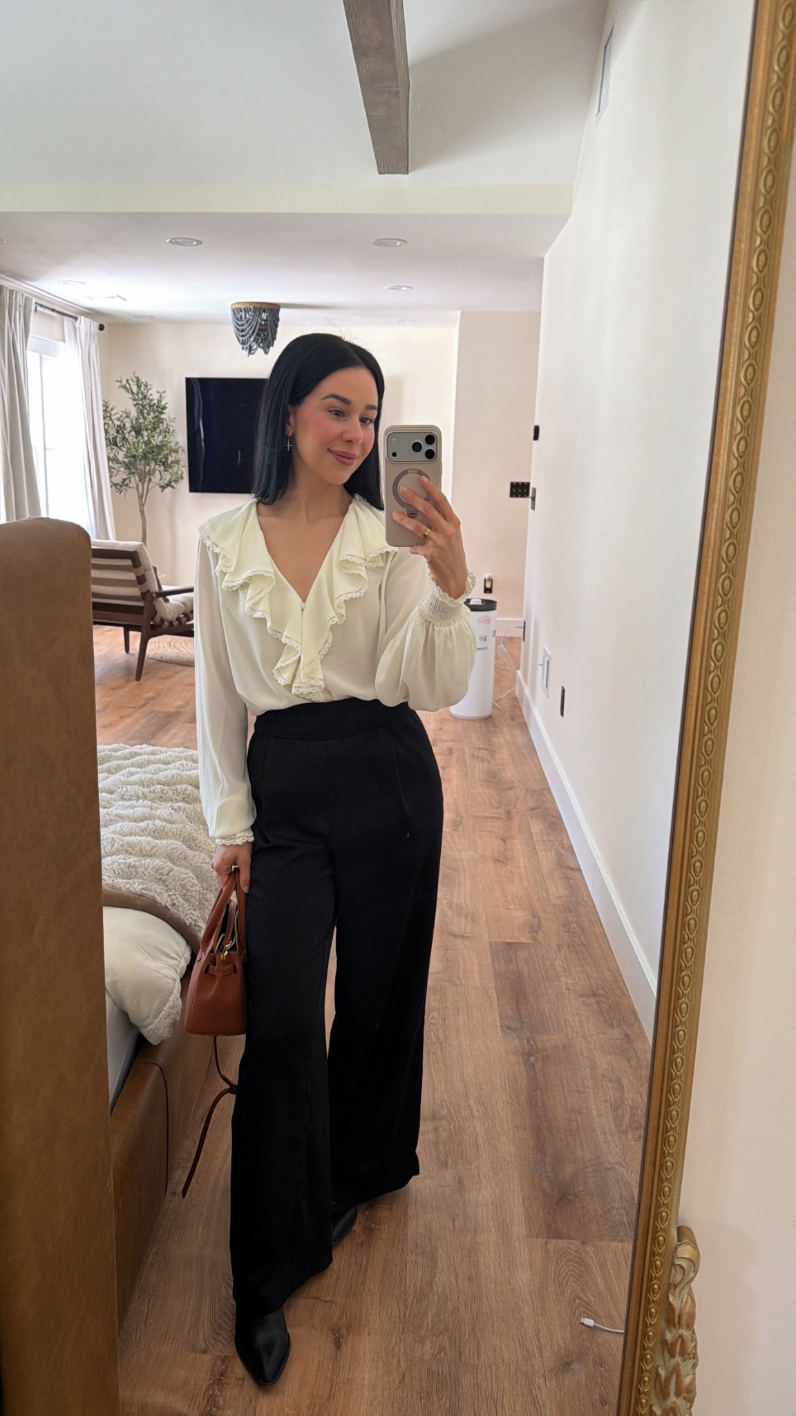 Wearing size xs in blouse 🤍

#LTKValentine #LTKootd #LTKPetite