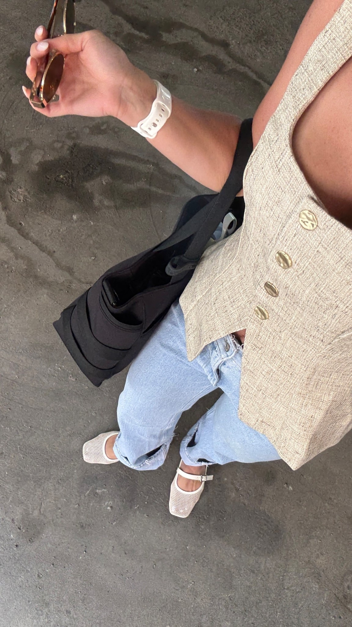 Office ootd! Work outfit, summer, business casual, jeans, working mom, ballet flats

#LTKFindsUnder100 #LTKFindsUnder50