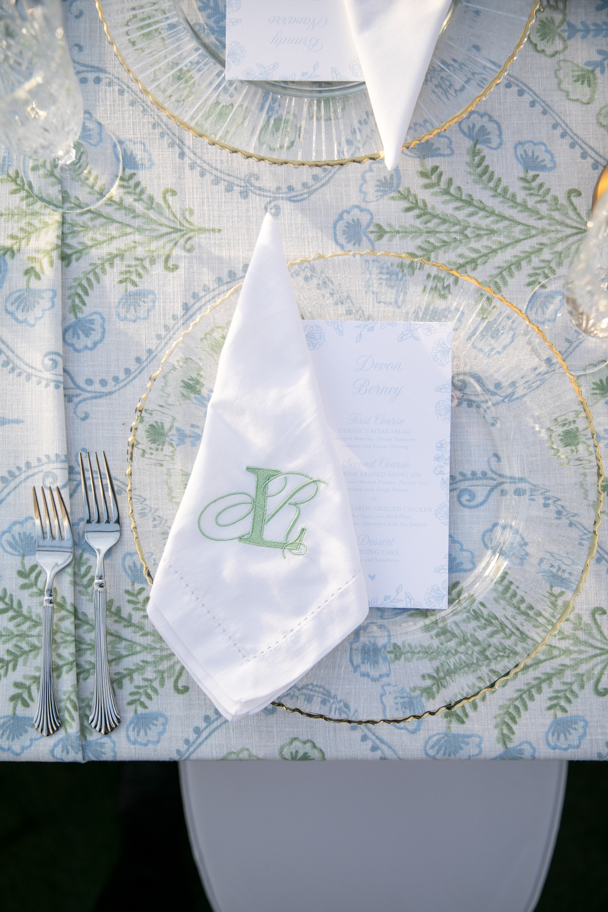 Monogrammed and embroidered linens! Such a simple touch that elevates! 

#LTKHome #LTKWedding #LTKStyleTip
