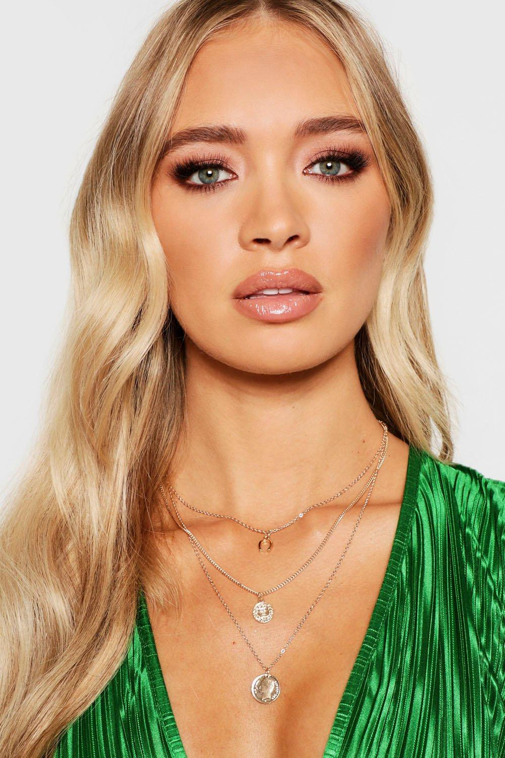 Wishbone + Coin Layered NecklaceWishbone + Coin Layered Necklace | Boohoo.com (UK & IE)