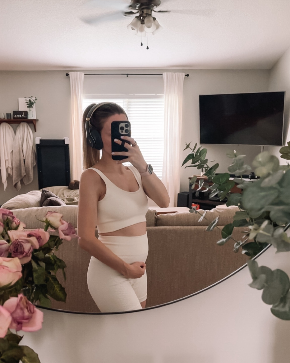 Bump friendly Amazon workout set 

#LTKfitness #LTKActive #LTKbump