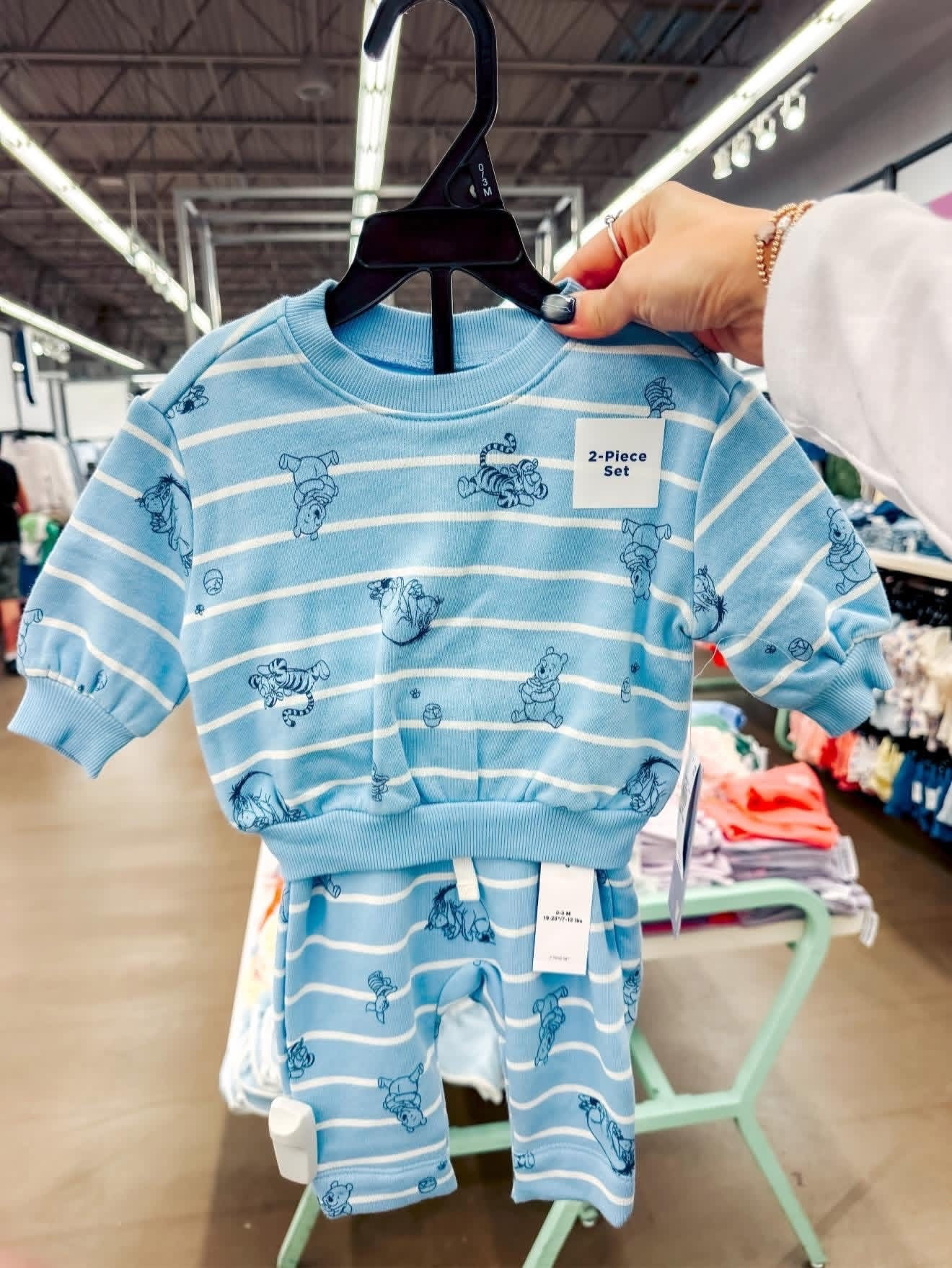 This Winnie the Pooh, baby sweatshirt from Old Navy is absolutely precious!! 😍😍

#WinnieThePooh #BabyClothes #BabyFashion #BabyBoy #OldNavy #OldNavyFinds
