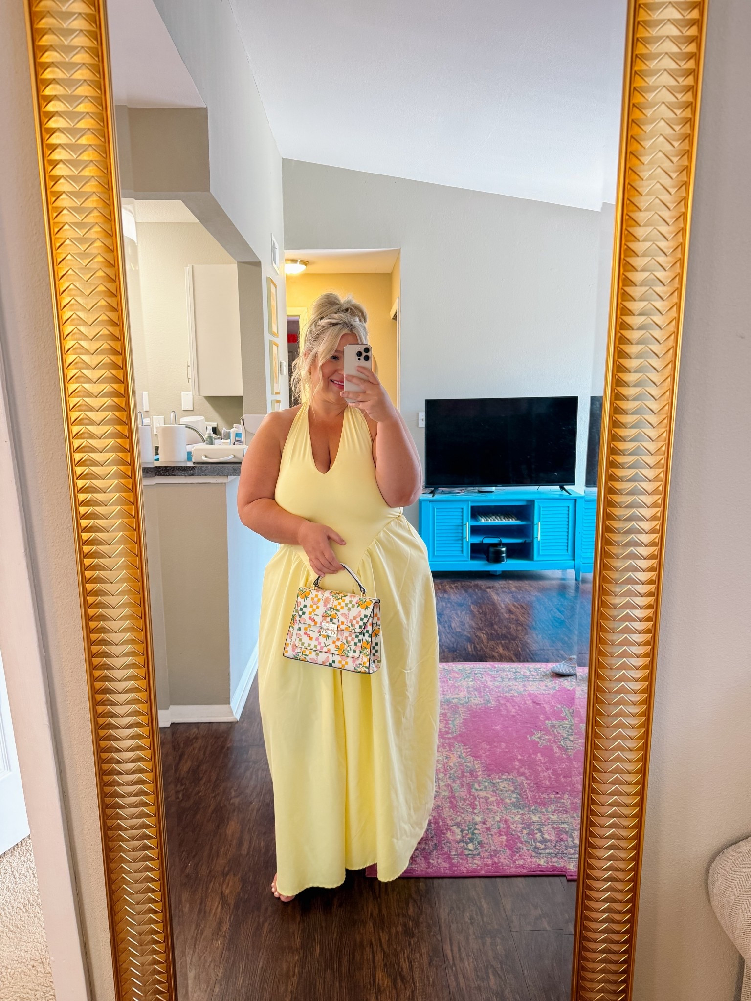 Wearing size XXL 🍋

#LTKTravel #LTKMidsize #LTKPlusSize
