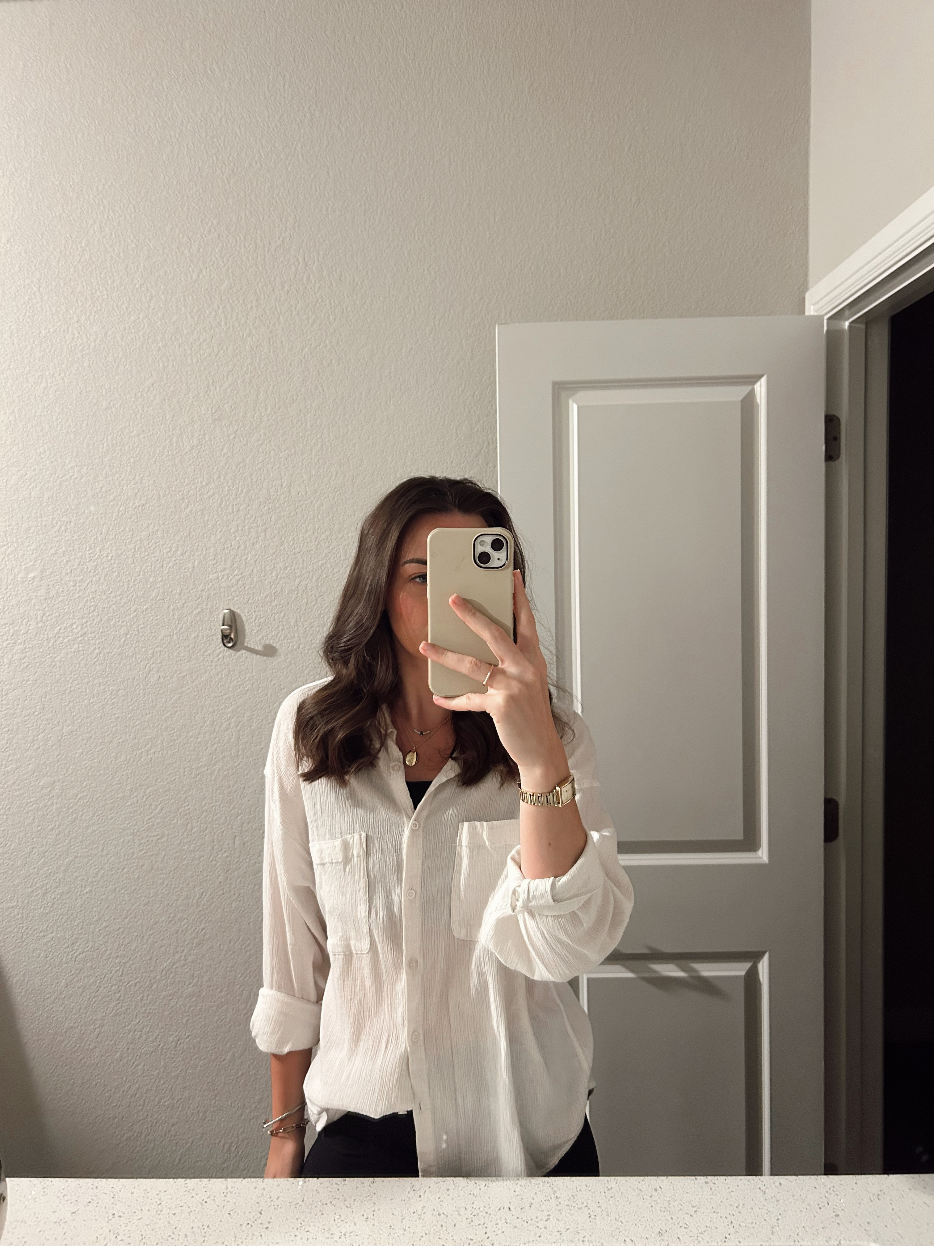 Install days are never predictable—some days it’s furniture, others it’s shelves, sometimes it’s cleaning it all. I always reach for breathable, move-with-you pieces that keep me comfortable no matter what the day throws at me. This button-up from Z Supply is one of my favorites for those exact reasons. It’s lightweight, easy to layer, and has just the right amount of structure to still feel put-together. A staple for long days where comfort can’t be an afterthought. 

 