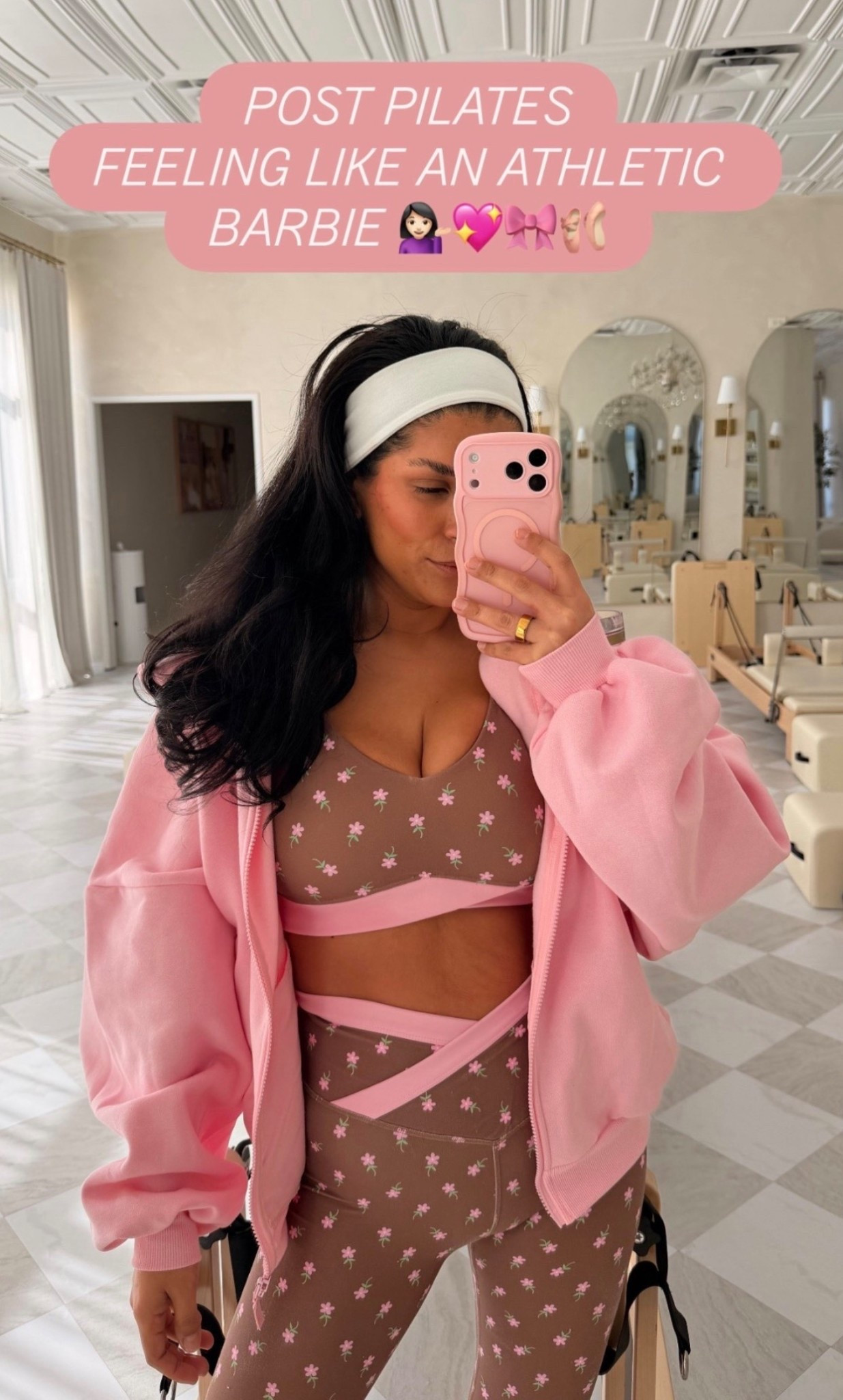 Post Pilates glow hits different 💕
Matching set = instant confidence.
#pilatesgirl #pilatesaesthetic #matchingworkoutset

#LTKmorningroutine #LTKootd #LTKdayinmylife