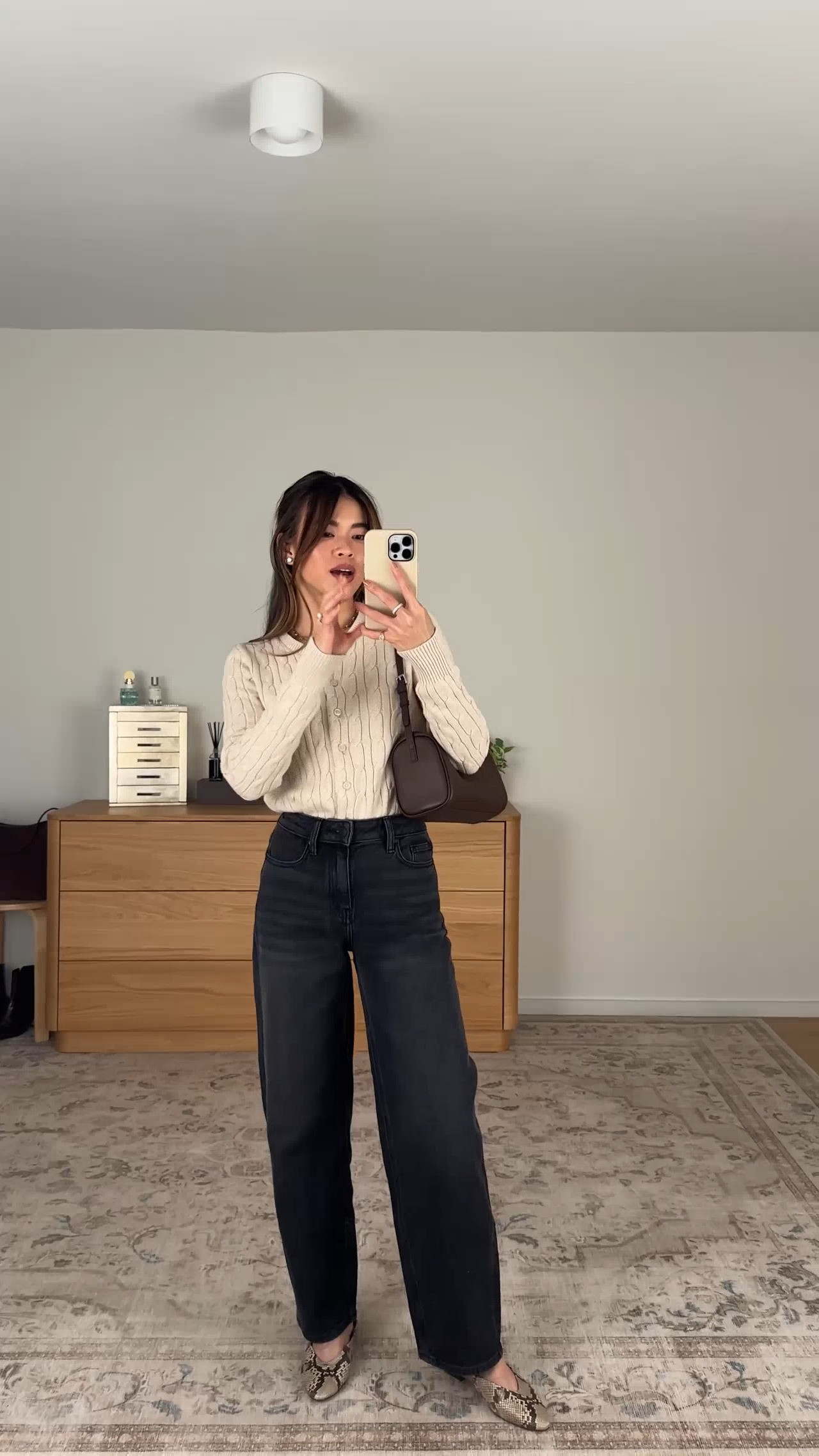 These @Quince barrel jeans fit me so well I had to get it in another color!

Sizing info:
-Quince Bella Stretch Barrel Jeans (Size 24 Regular in Black) 
-Quince 100% Organic Cotton Cable Crew Cardigan (Size XS in Speckled Beige)

petite fashion, get dressed with me, outfit inspiration, ootd, nashville outfit, Nashville influencer, petite style, vacation style, casual outfits, mom style, petite pants, fall outfits, fall outfit info, fall pants, fall outfit idea, fall top, fall sweater, fall shoes, quince, summer top, petite jeans, quince, quince jeans, quince haul, summer sweater, cream sweater, petite jeans, black jeans, black denim

#LTKootd #LTKSeasonal #LTKPetite