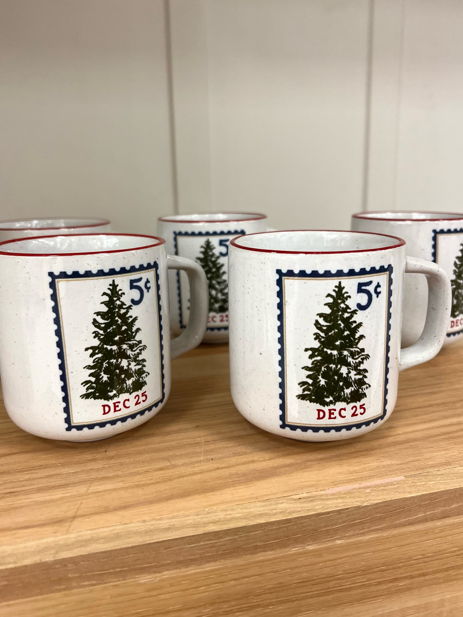 Cutest Christmas mugs! 

Christmas mugs, decor, coffee mug, seasonal items 

#LTKhome #LTKfindsunder50 #LTKSeasonal