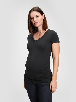 Maternity Pure Body V-Neck T-Shirt | Gap (US)