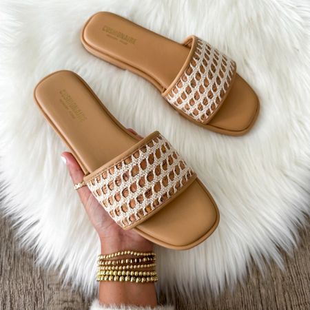 CUSHIONAIRE Women's Taffy crochet cork slide sandal +Memory Foam