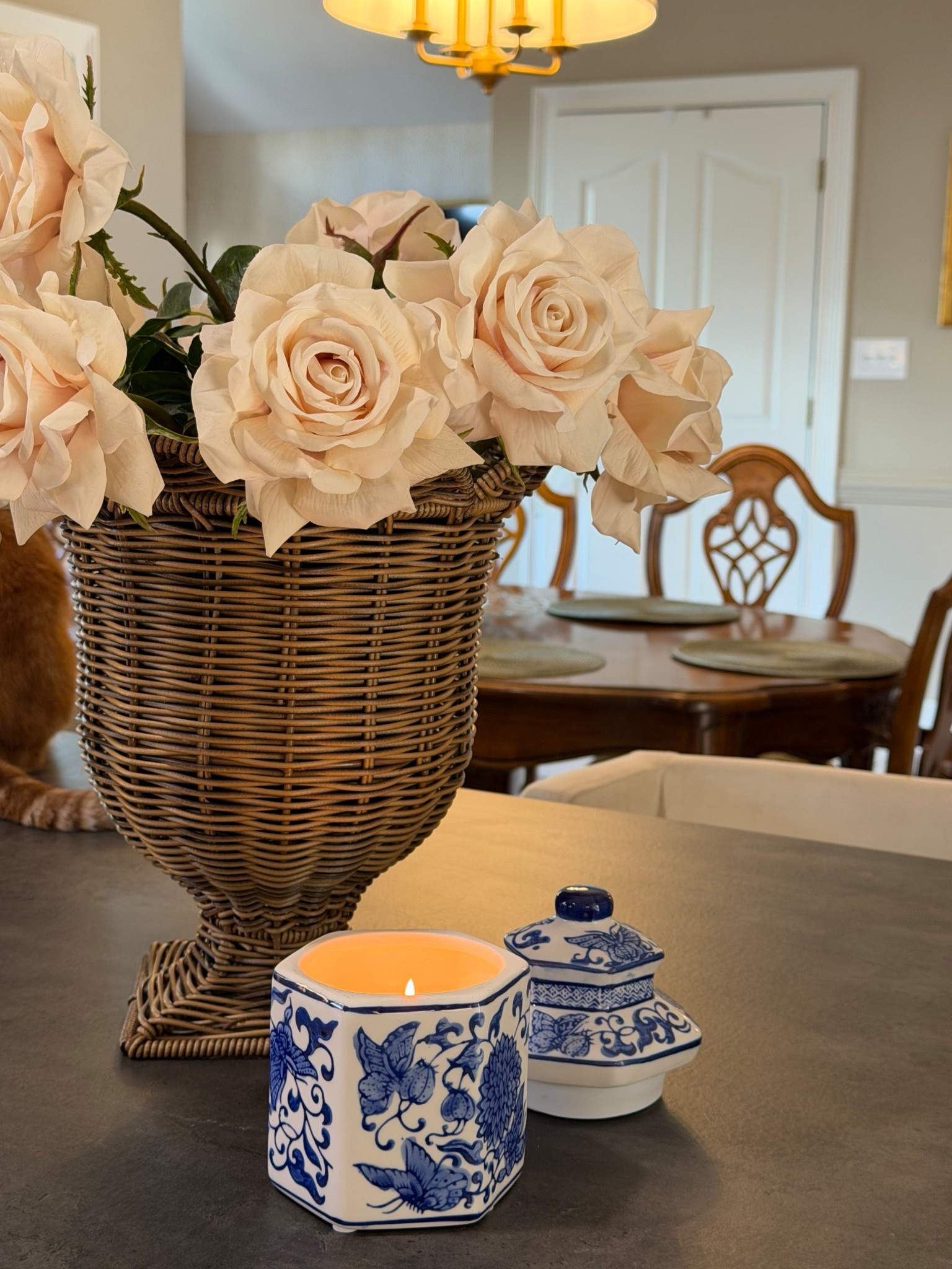 The cutest little detail (and it’s on sale 🤍)

I could not love this blue and white chinoiserie candle more it’s one of those small pieces that makes such a big impact.

It adds the prettiest classic pattern and instantly makes any space feel more styled and put together. And once you burn it down, the container is too cute not to keep.

Also… it’s on sale right now, which makes it even better.

#LTKHome