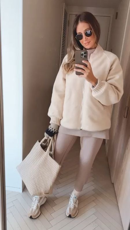Cozy and chic winter outfit
These NB sneakers are so so comfortable and stylish
Perfect for walking around the city
These Varley pieces are so comfortable and warm
Everything fits true to size
I’m wearing a size small
#newyorktrip

#LTKtravel #LTKSeasonal #LTKstyletip