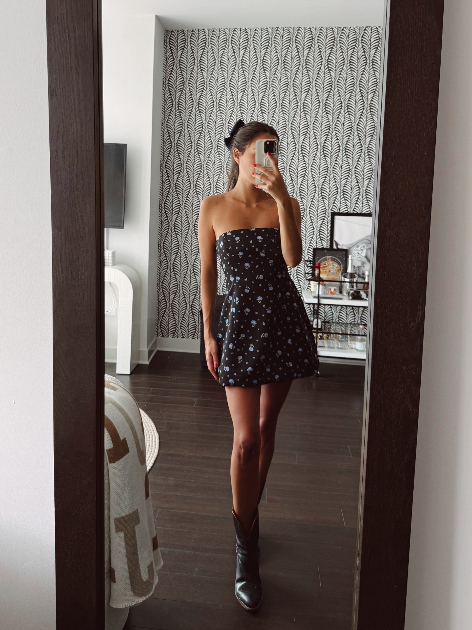 Black floral dress meets country concert vibes 🤠🌼
The perfect mix of feminine and western—this flirty black floral dress is made for dancing under the stars, boots in the dirt, and cowboy hat selfies. Pair it with a denim jacket, cowgirl boots, and layered jewelry for a look that says southern charm with a side of edge.

#LTKSeasonal #LTKStyleTip #LTKFindsUnder100