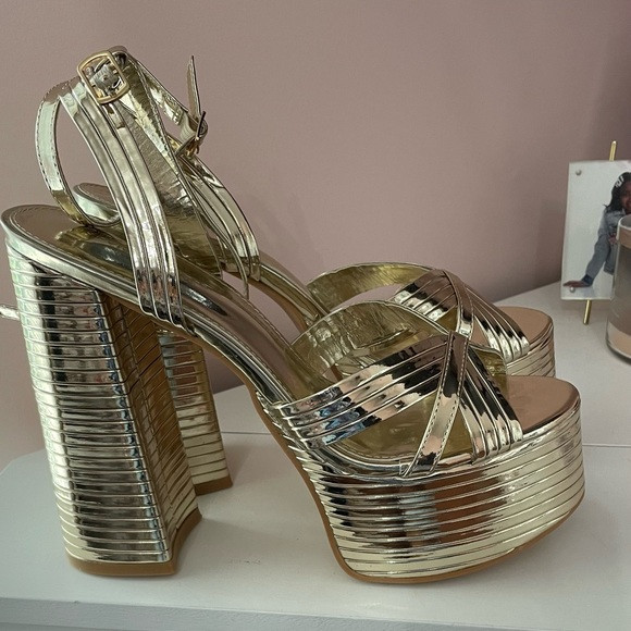 Public Desire Zurra platforms | Poshmark