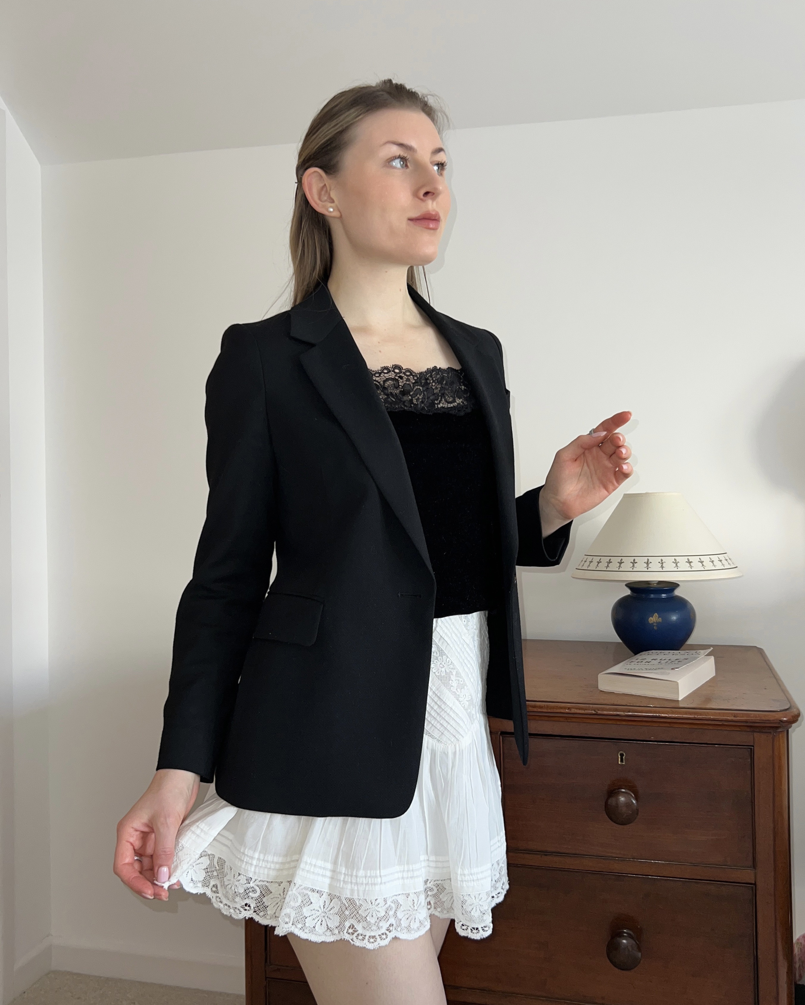 Skirt LoveShackFancy, blazer Reiss🤍

#LTKuk #LTKwinter #LTKluxury