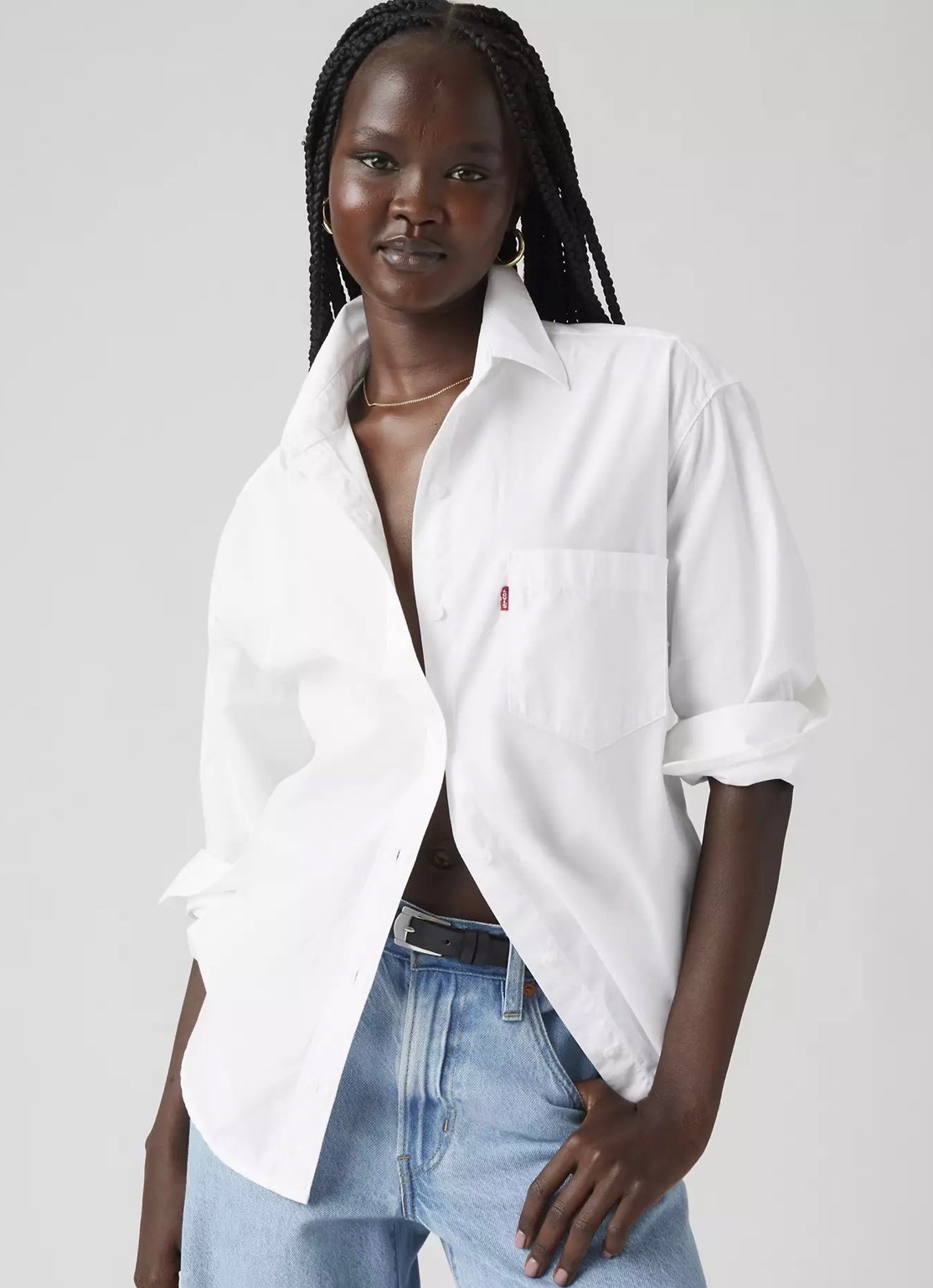 A wardrobe staple - the white button-down shirt!

#LTKMidsize #LTKootd #LTKOver40