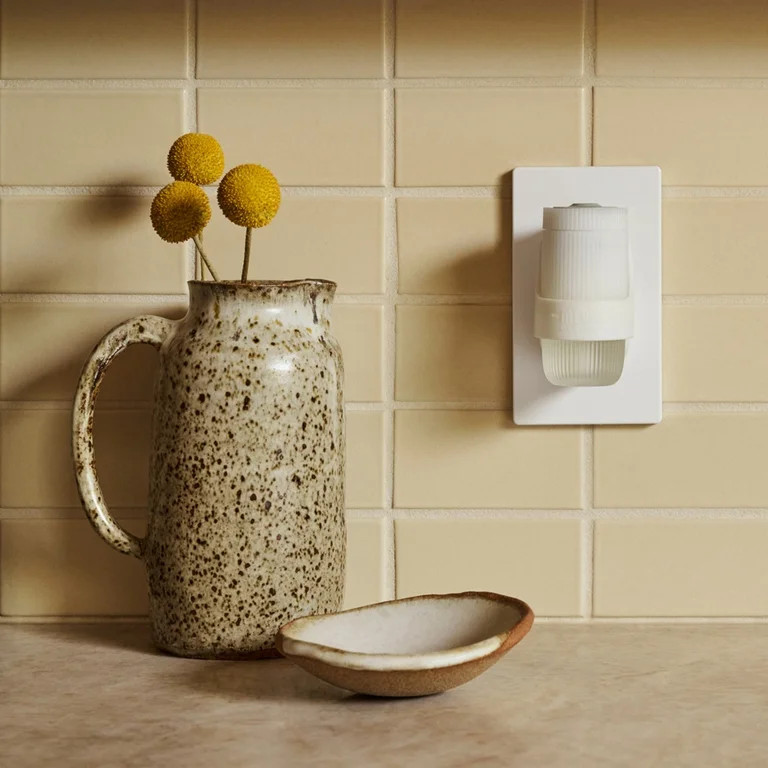 Mrs. Meyer's Clean Day Premium Scented Oil Plug-In, Diffuser & Air Freshener - Walmart.com | Walmart (US)