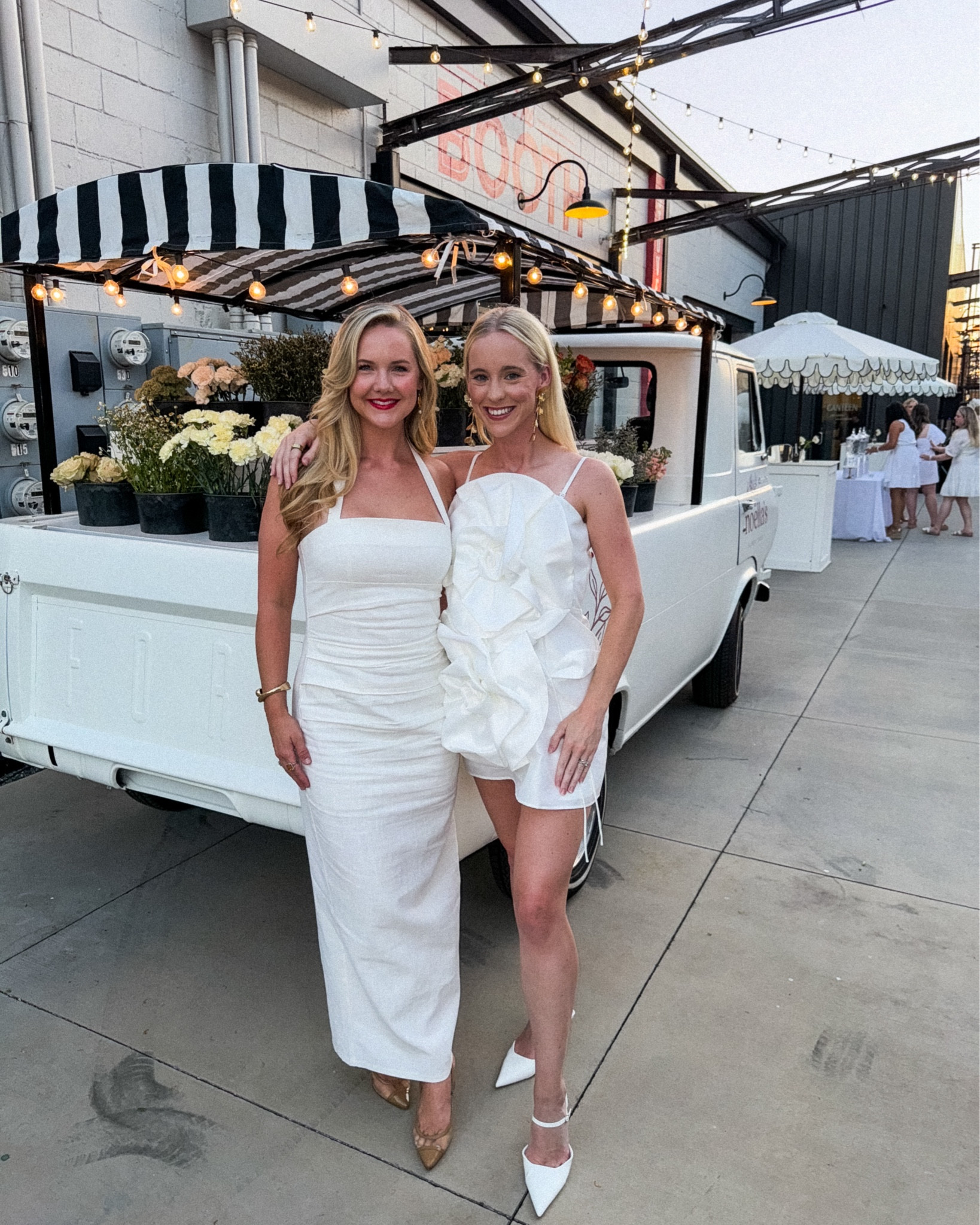 Fête en Blanc - my favorite night and event of the entire year! Oui Oui! ⚪️🤍❕🦢

Dress: The Elizabeth Chronicles 
Shoes: The Elizabeth Chronicles
Earrings: The Elizabeth Chronicles 

#LTKBeauty #LTKSeasonal #LTKParties
