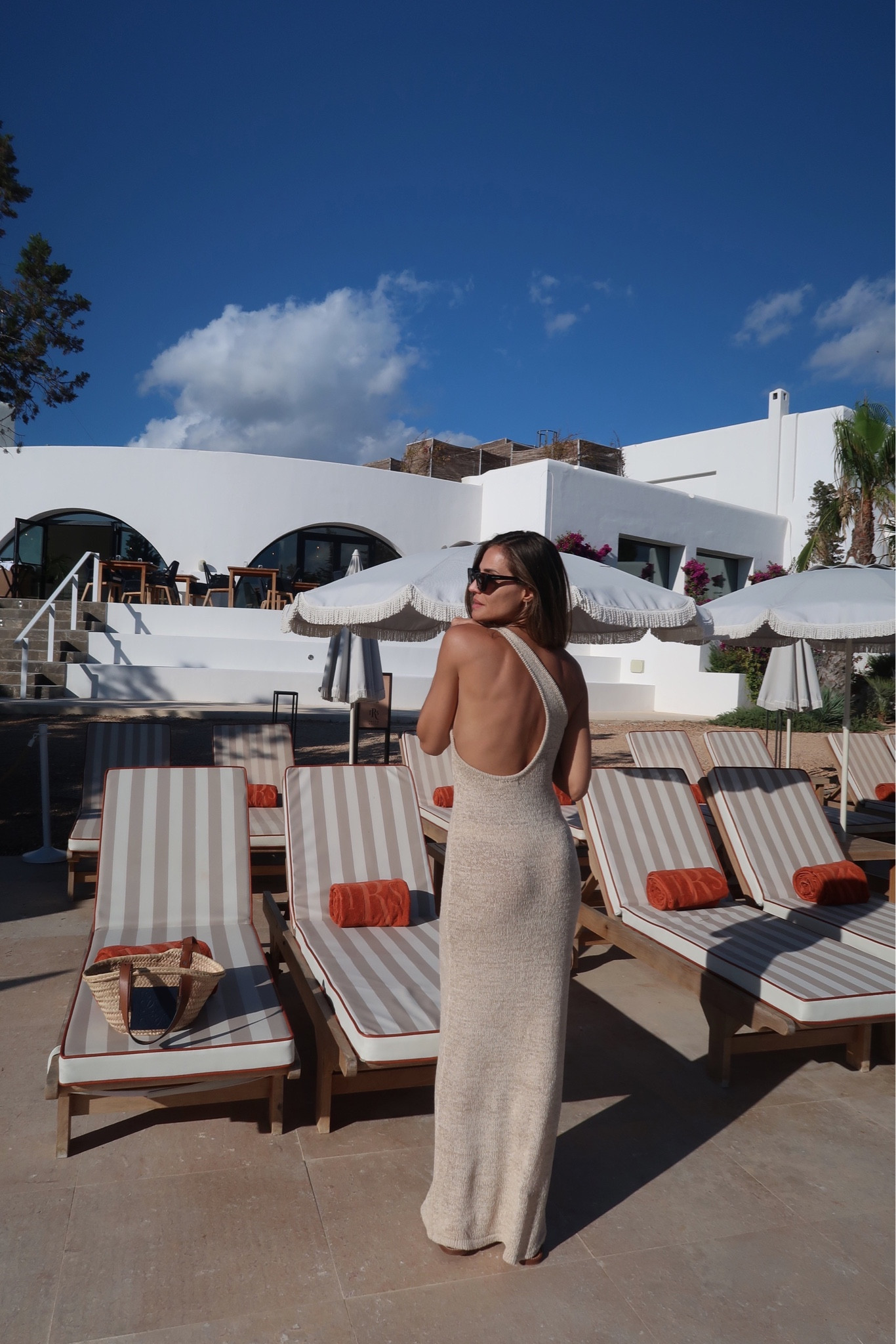 Vestido largo playero ☀️

outfit inspiration, vestido largo color camel, ASOS, Boohoo, vestido asimétrico, Revolve, vestido midi, Urban outfitters, summer outfit, holiday outfit, Ibiza outfit, España. 

#LTKeurope #LTKstyletip #LTKSeasonal