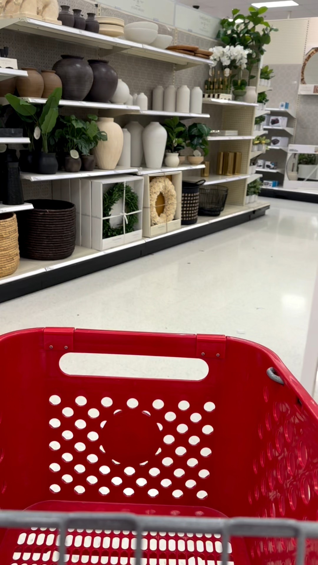This vase gives my PB vibes I was able to score the new Rustic Ceramic Vase by Threshold I love the beige hue and textured pattern on this vase. I added some faux dried rice stems to add character, charm and interest to the vase. 