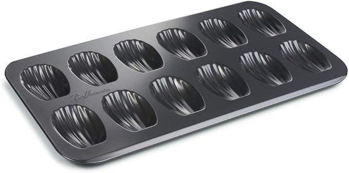 Bellemain Madeleine Pan | 12-Well Madeleine Mold Makes 12 Madeleine Cookies | Nonstick Tea Cake P... | Amazon (US)