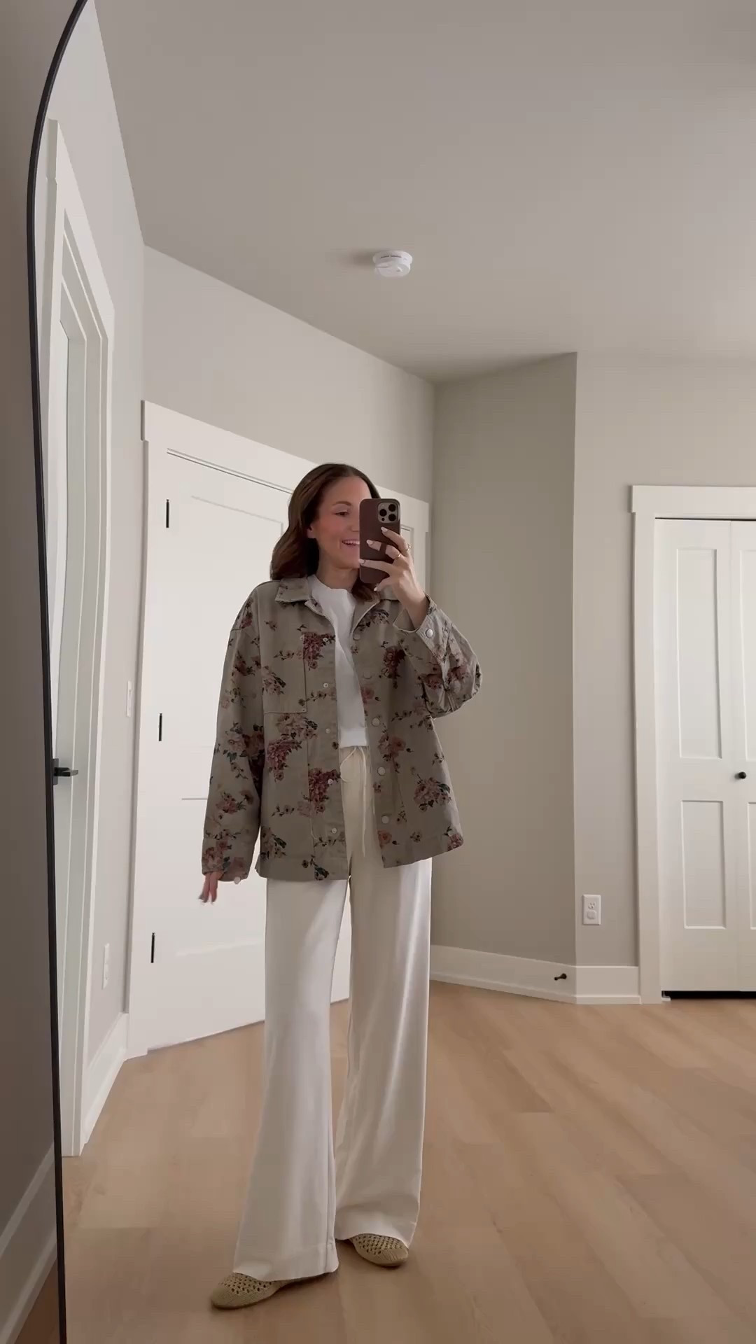 Teacher outfit idea🍎 a neutral base with the cutest spring jacket! This tee is a splurge, but the best white tee I’ve ever owned. Paired with these look for less pants. Wearing a size small in all

Teacher outfit idea, teacher style, classroom outfit, target style, floral jacket, look for less

#LTKootd

#LTKdayinmylife #LTKWorkwear #LTKootd