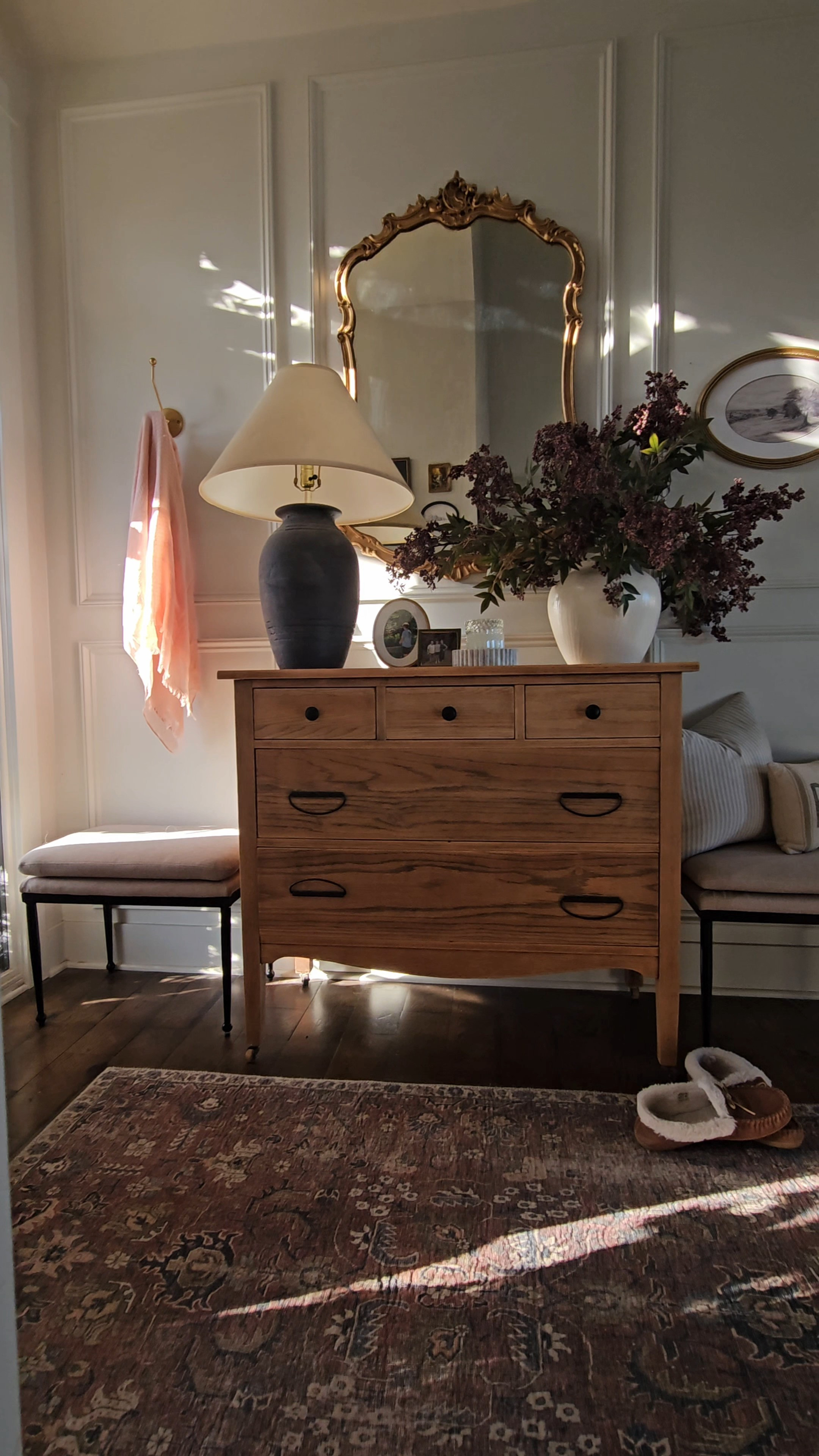 Romanticizing the entry 

#LTKValentine #LTKHome #LTKSeasonal