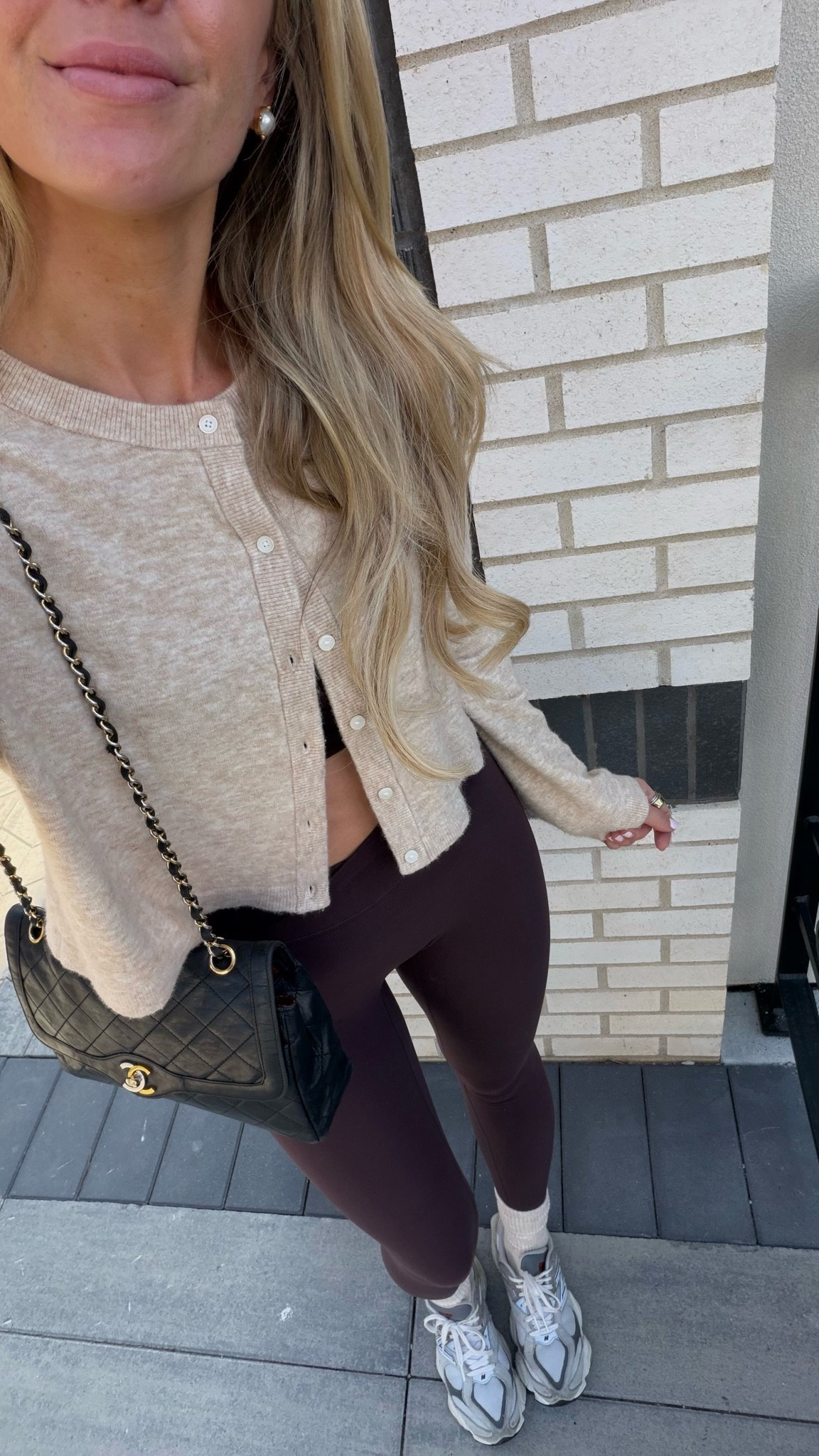 This morning Pilates outfit 🩰

437 bra & leggings 
sweater is Aritzia
new balance sneakers 
Aritzia socks

#LTKmorningroutine #LTKfitnessgoals #LTKActive