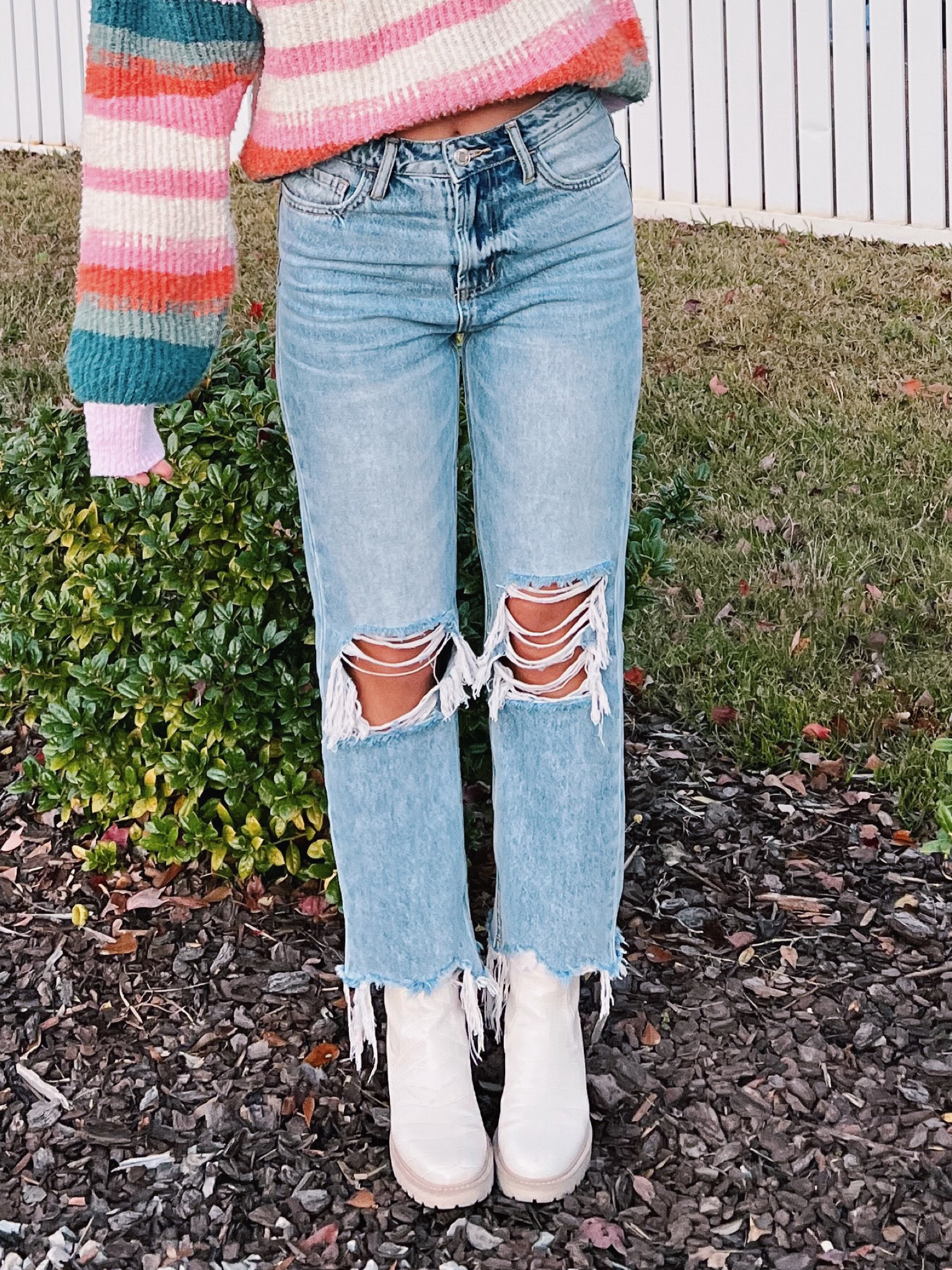 cutest jeans everrrr💝 bogo 50% off rn!

#LTKfindsunder100 #LTKstyletip #LTKsalealert