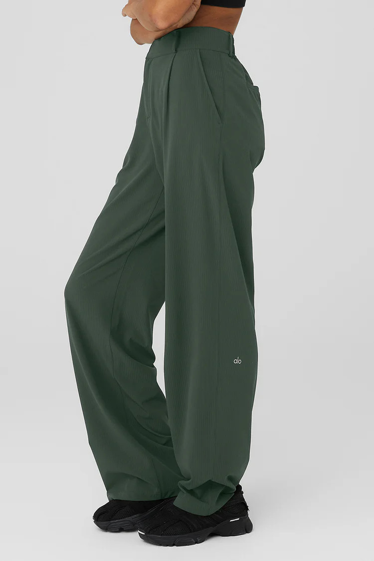 High-Waist Dreamscape Trouser - Dark Cactus | Alo Yoga (US)