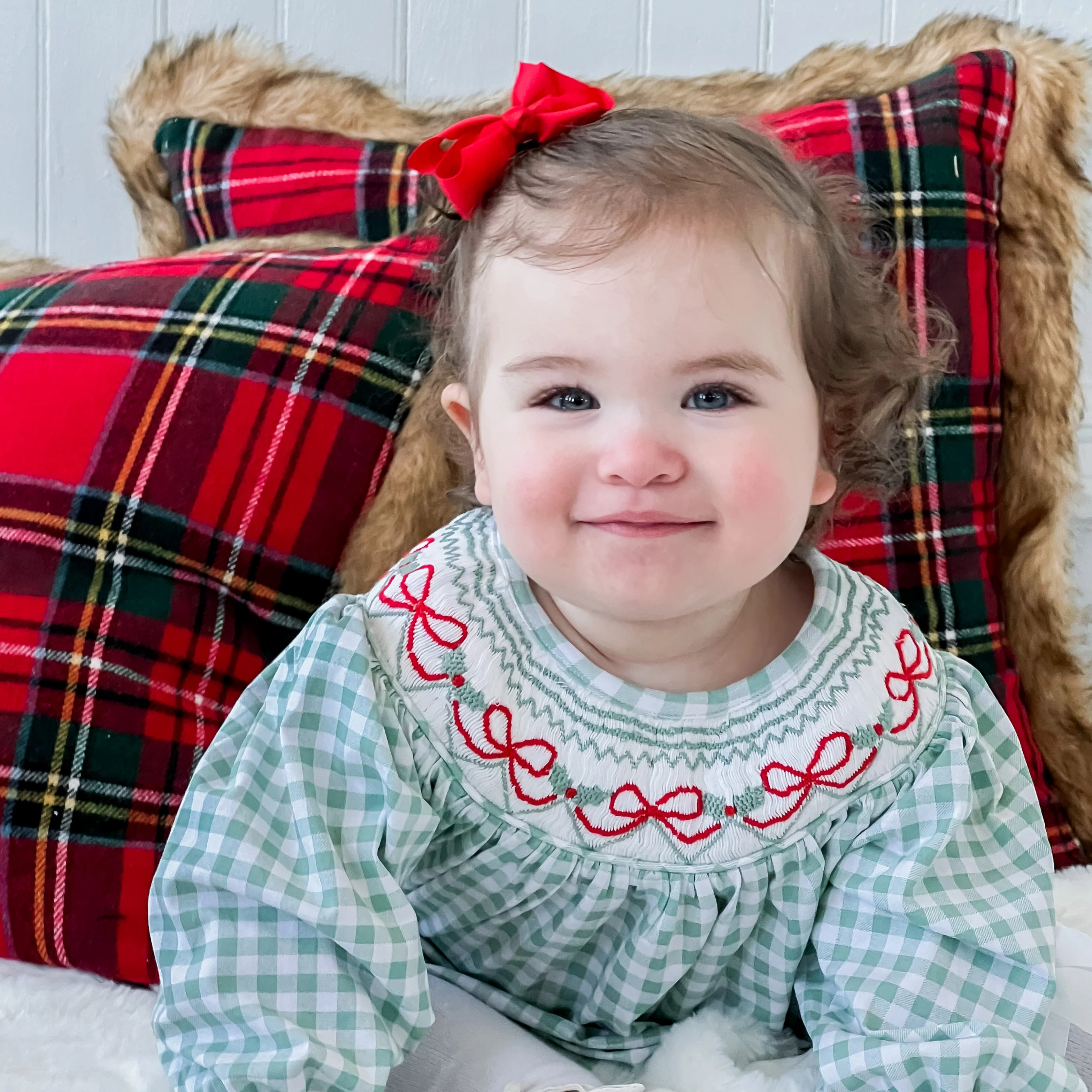 Blakely Red Bow Christmas Bishop Smocked Dress | Lillie & Lilah