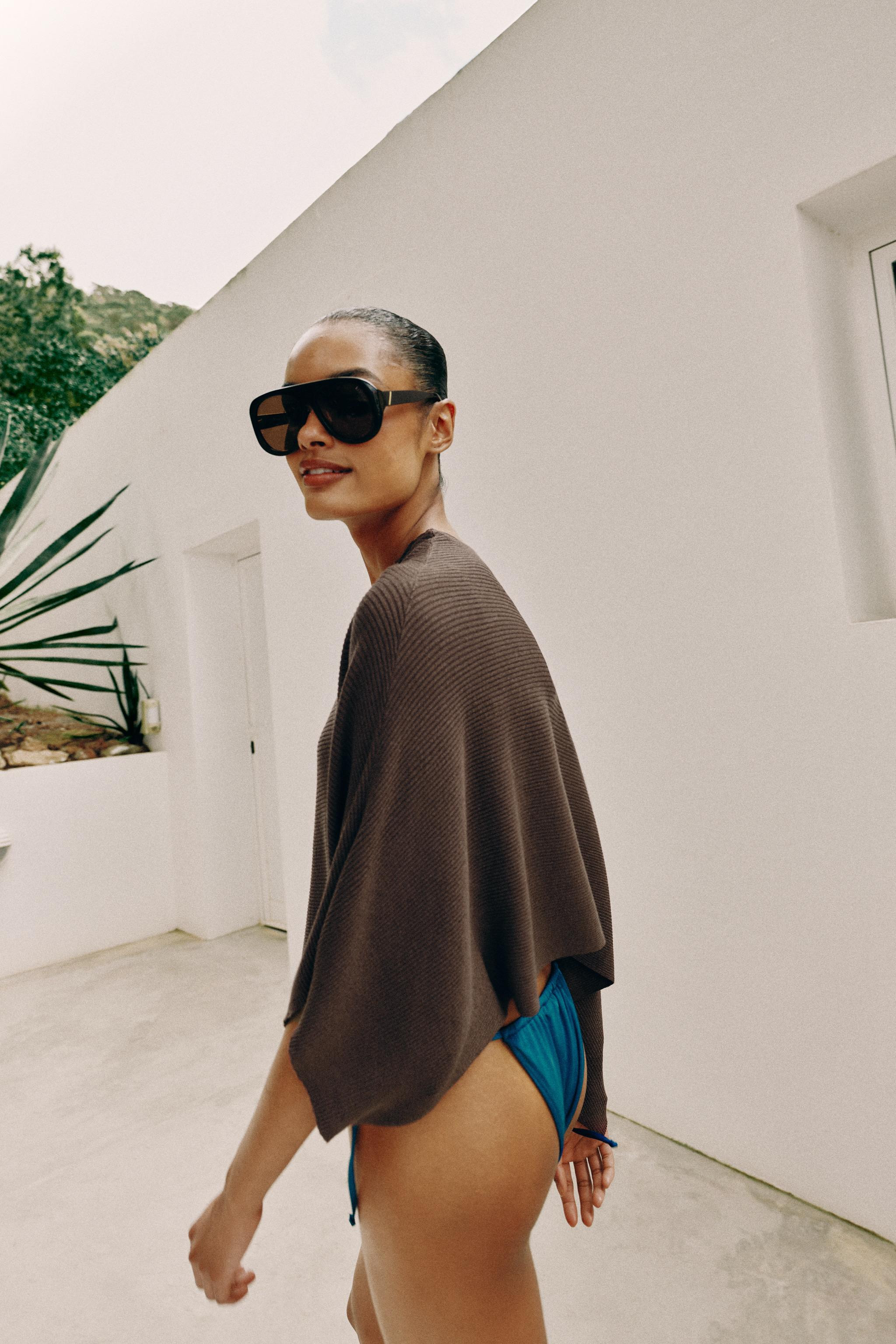 SHORT CAPE KNIT JUMPER | Zara UK