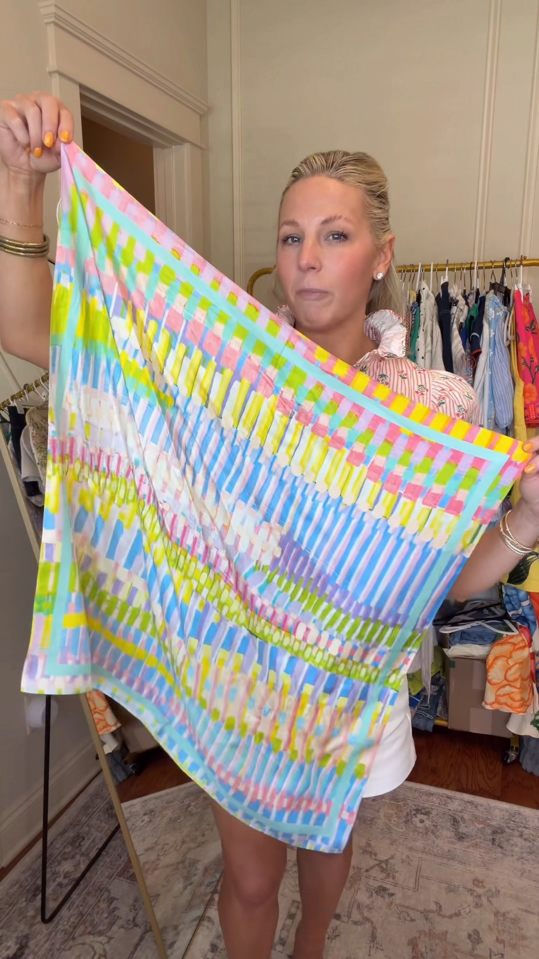 Scarf tying tutorial!! 

#LTKootd #LTKPetite #LTKgrwm