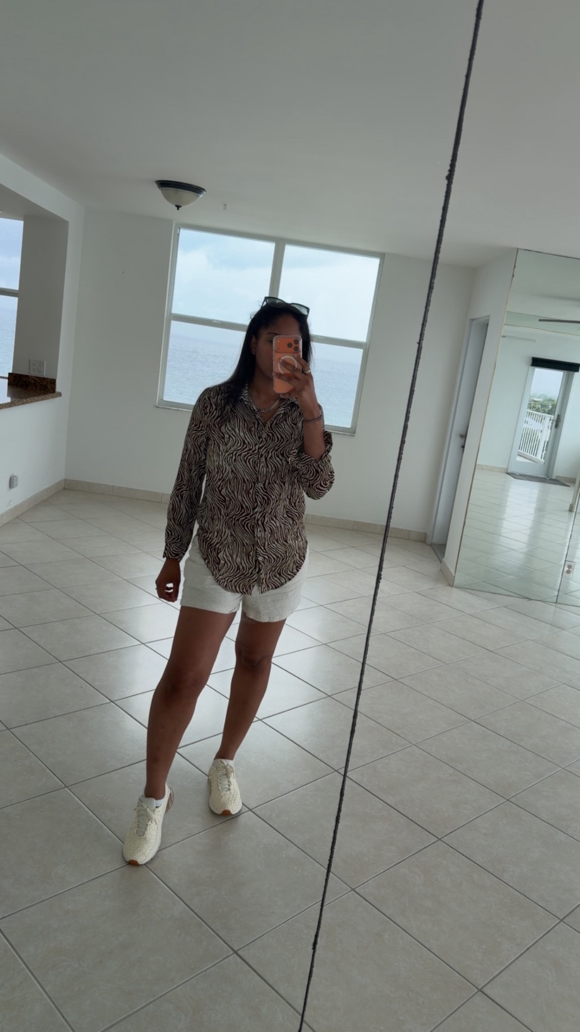 Beachfront Real Estate Showings Outfit of the Day. Would you wear this?

#LTKootd #LTKdayinmylife #LTKgrwm