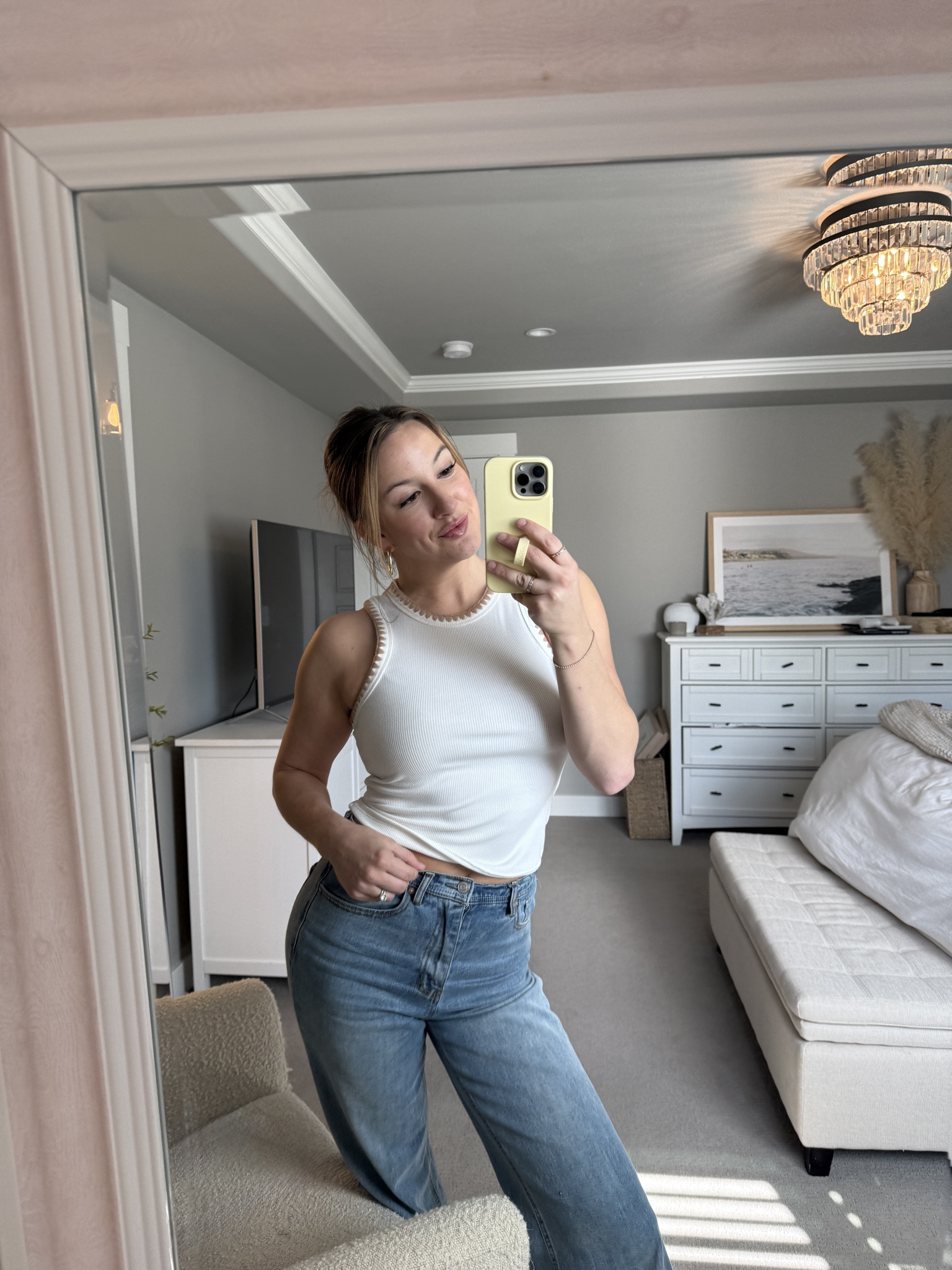 Absolutely loooove this tank. It’s thick in a great way! Wearing a small. Heathersave35 for your VICI discount! 