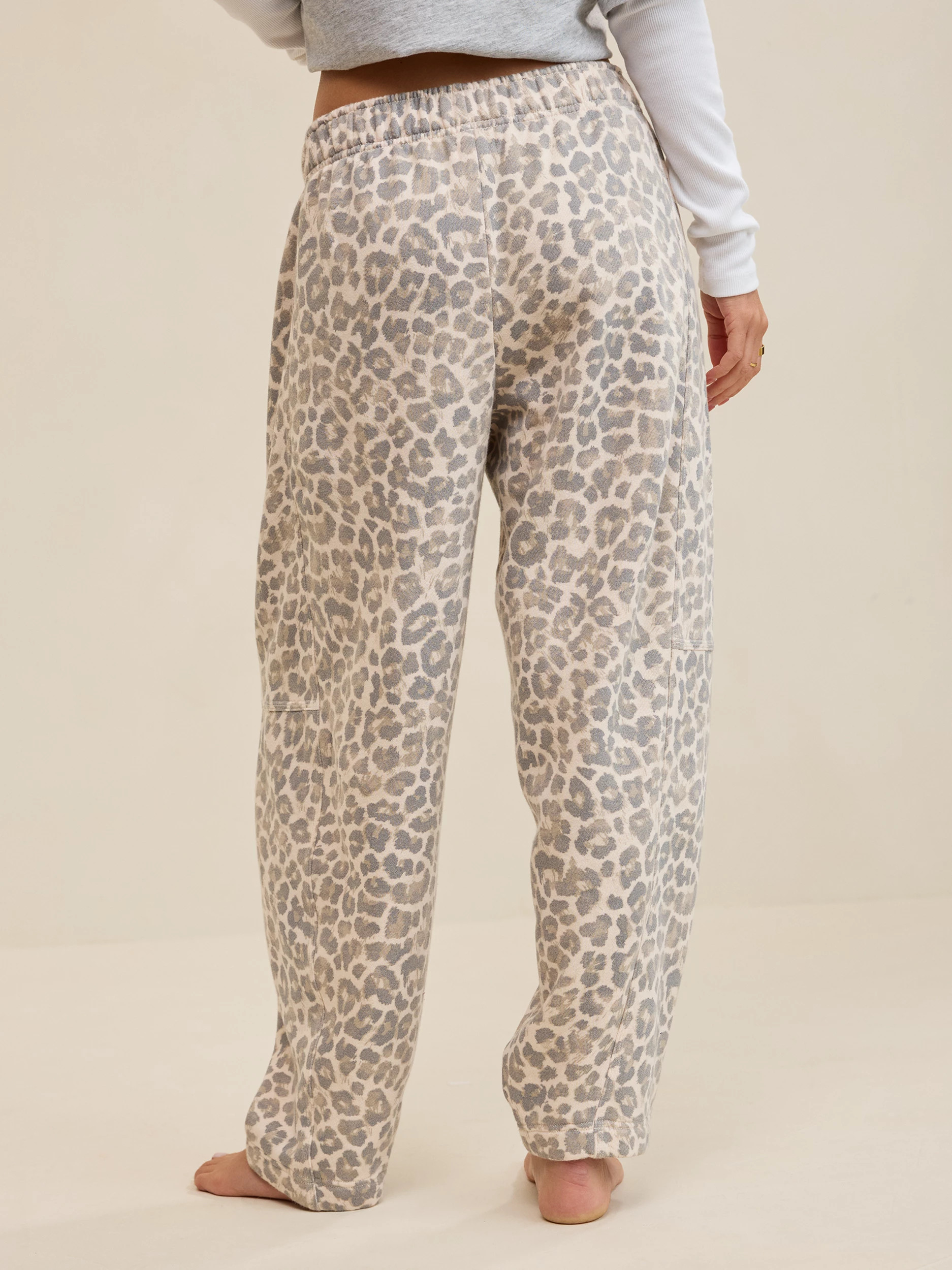 Aerie Oh Zip! Barrel Pant | Aerie