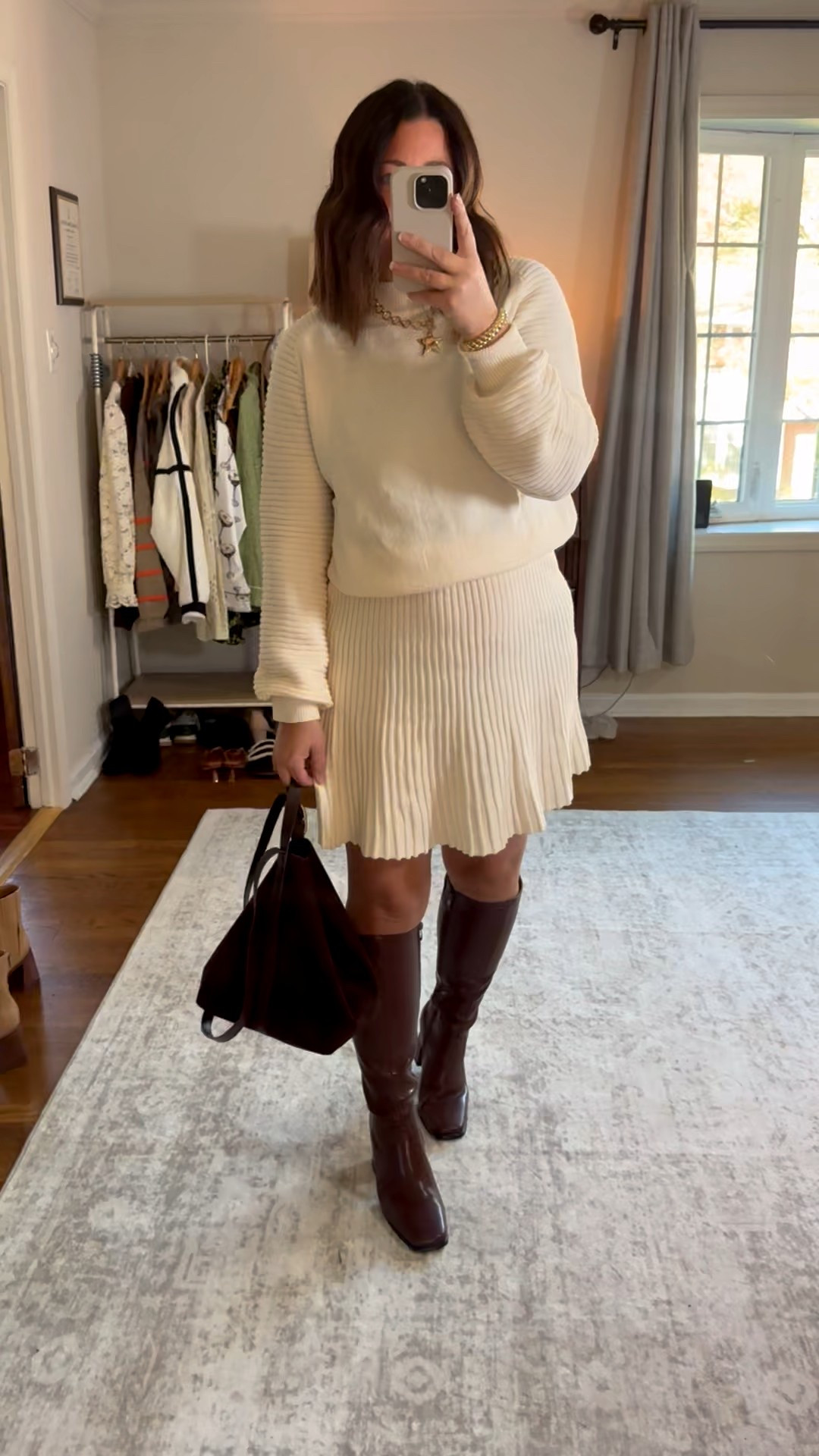 Prettiest sweater set! 😍

#LTKSeasonal #LTKGiftGuide #LTKMidsize