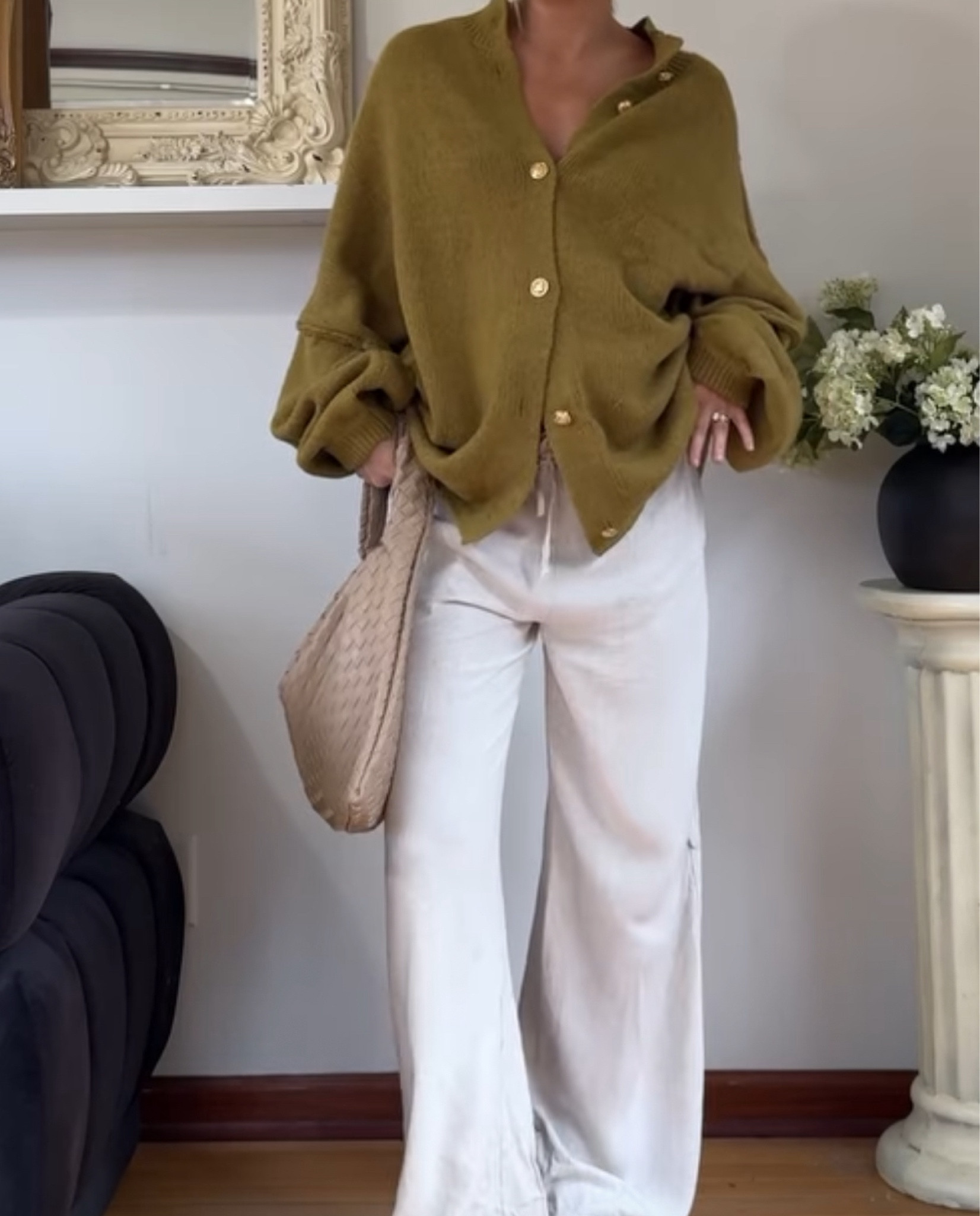 The perfect Winter to Spring outfit✨


#LTKFindsUnder50 #LTKSeasonal #LTKSpringSale