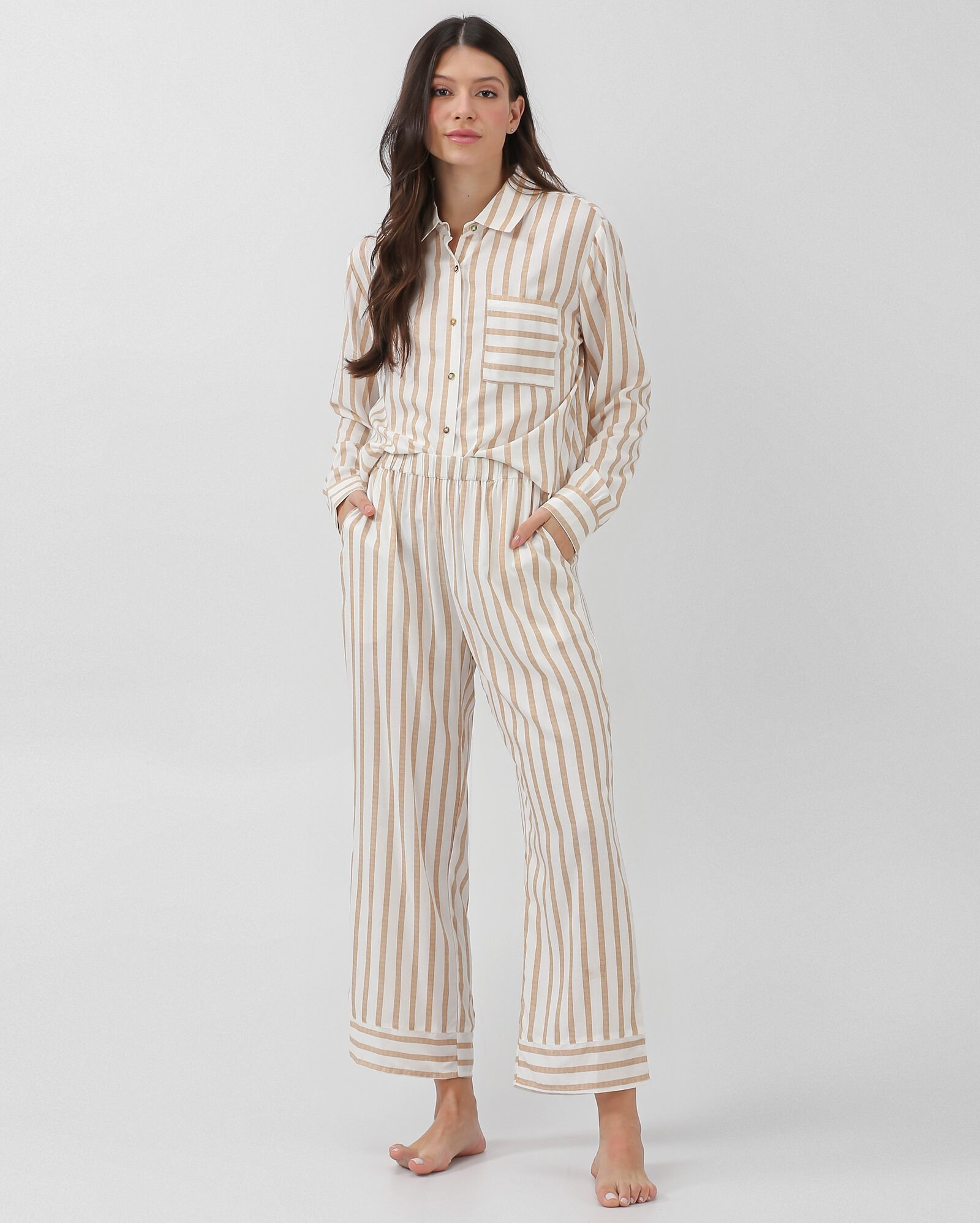 Pijama longo feminino americano listrado bege | Riachuelo | Riachuelo (BR)