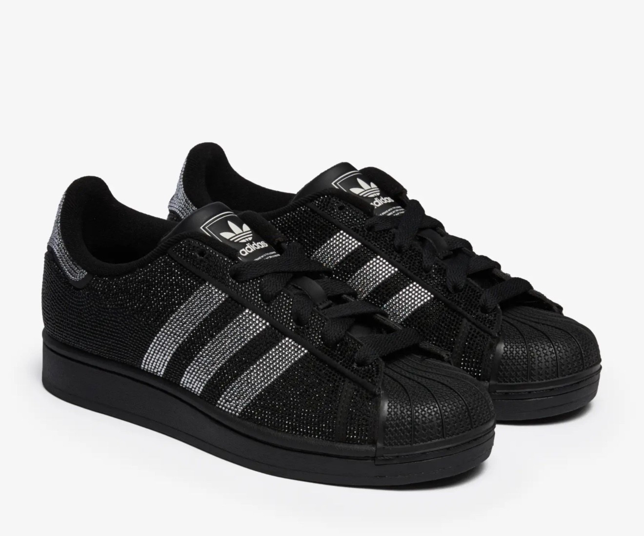 Adidas Shell head with Rhinestones!

#LTKActive #LTKSaleAlert #LTKU