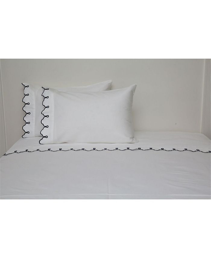 300 TC Scalloped Embroidered Sheet Set, Full | Macys (US)