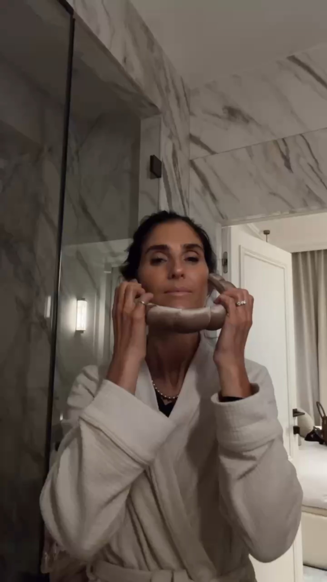 Unwind with me before bed ❤️ linking all of the products I used below xx 
StylinByAylin, Aylin #amazon #beauty #travel

#LTKgrwm #LTKdayinmylife #LTKBeauty