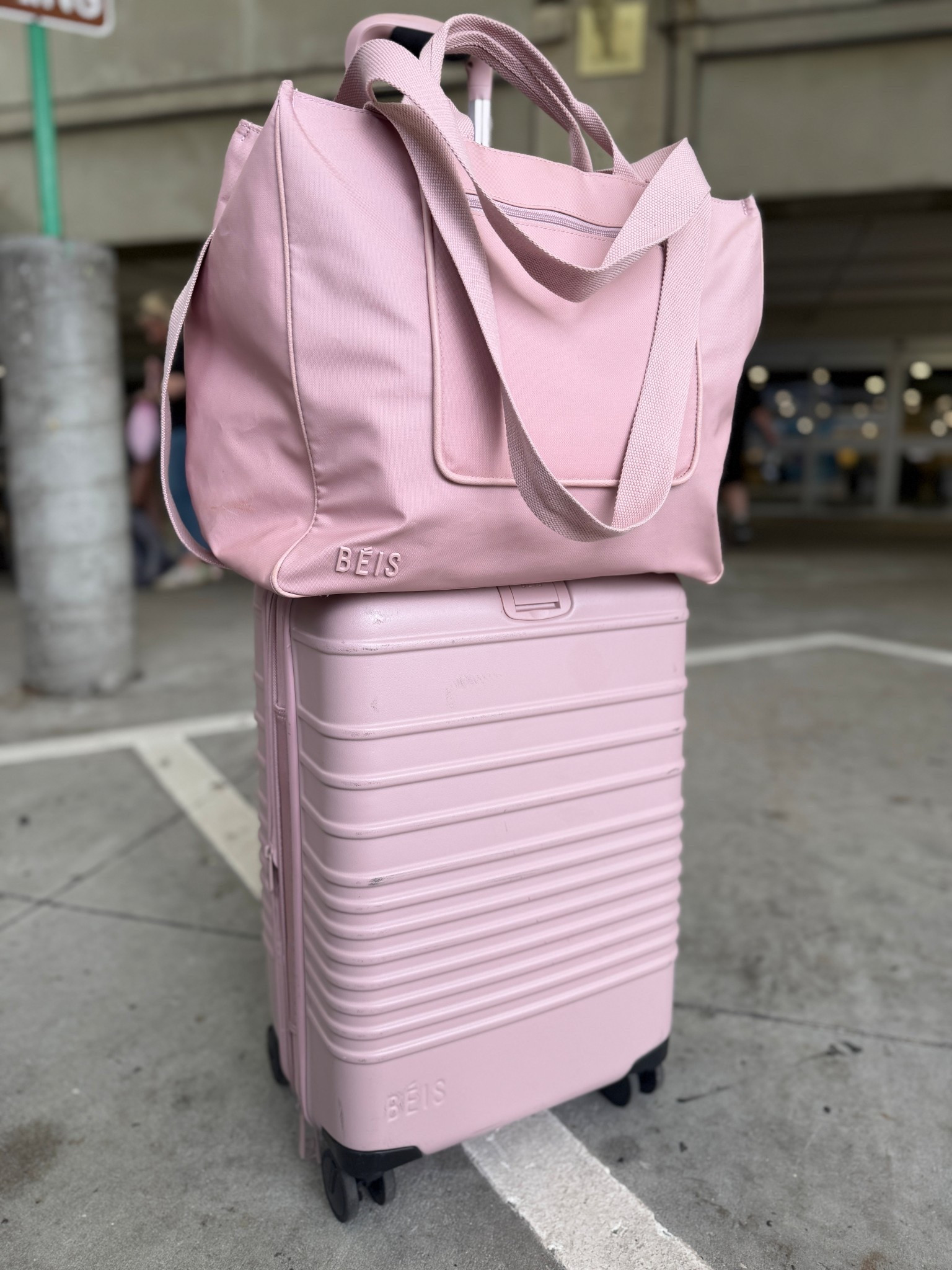 Great luggage that withstands all of the airport chaos! 

#LTKdayinmylife #LTKTravel