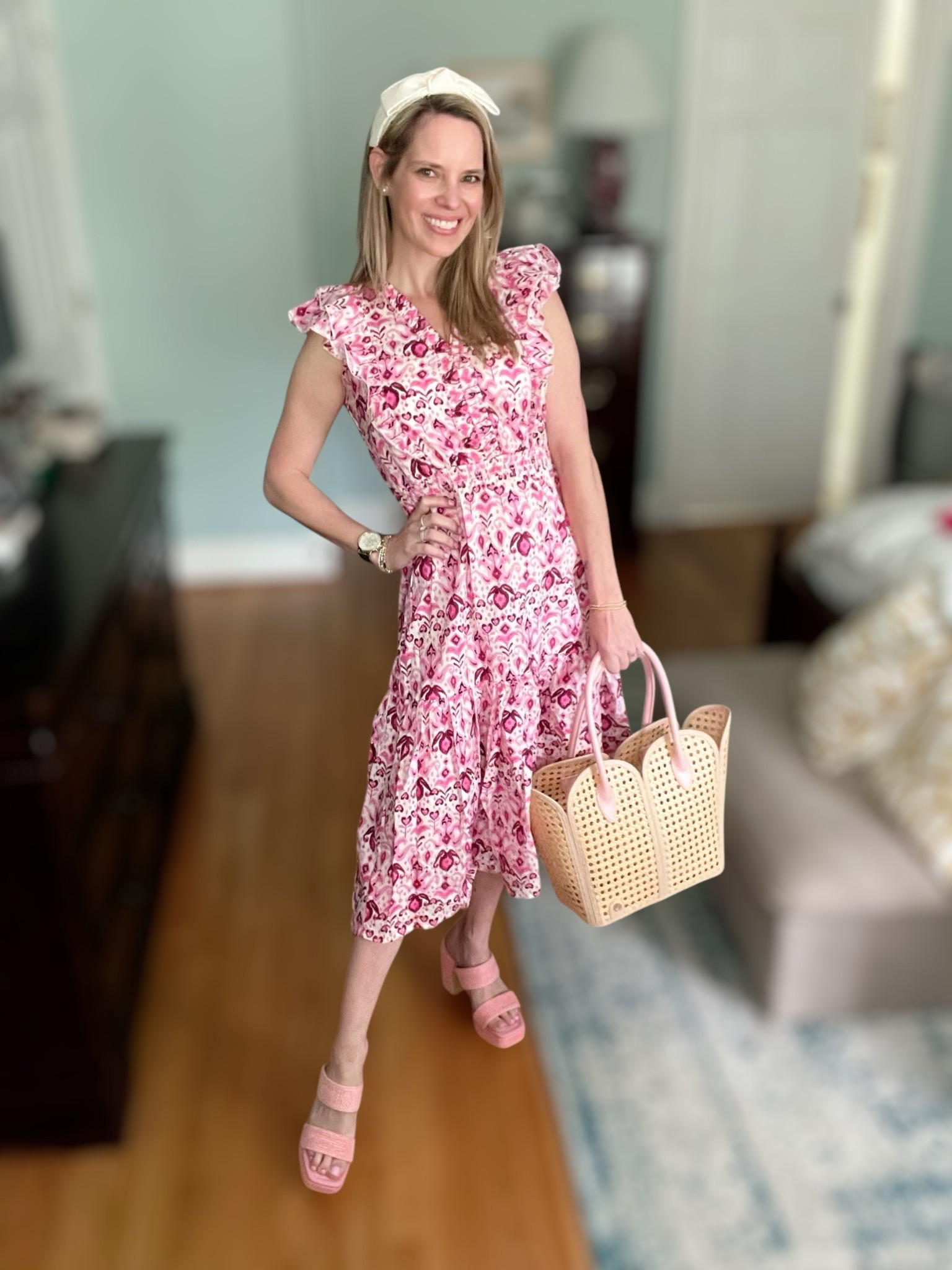The Prettiest Pink Midi Dress – 100% Cotton!
This feminine midi dress is everything I want for spring and summer—lightweight, breathable, and oh-so-comfy in 100% cotton! The pink and white print pops beautifully, and the flutter sleeves + tiered hem make it perfect for everything from brunch to vacation dinners.

The smocked waist is super flattering, and the fabric feels soft and breezy, even on warm days. I styled it with pink block heels, a woven tote, and a bow headband for a playful, polished look.

Outfit Details:
• 100% cotton for breathable comfort
• Smocked waist & flutter sleeves = flattering fit
• Tiered midi length for easy movement
• Lightweight & packable—perfect for spring/summer trips
• Styled with woven accessories & pink heels

#LTKSpringStyle #CottonDress #LTKUnder100 #MidiDress #PinkDress #WeekendLook #ResortWear #VacationStyle #BreathableFashion #FeminineStyle #WhatToWearThisSpring


#LTKOver40 #LTKPetite #LTKFindsUnder50